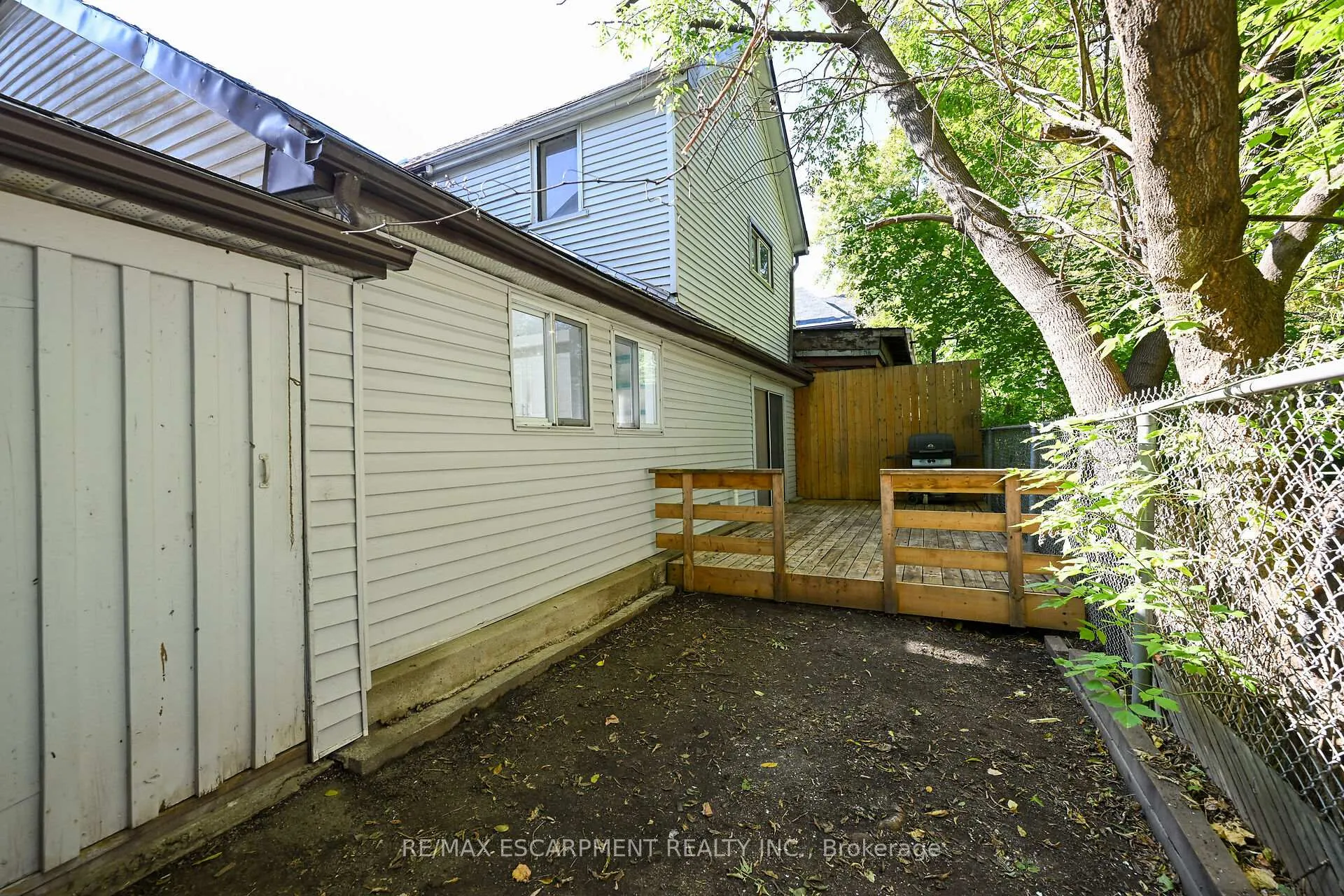 Photo 17 of 278 Hunter Street W, Hamilton, Kirkendall — HOMEH