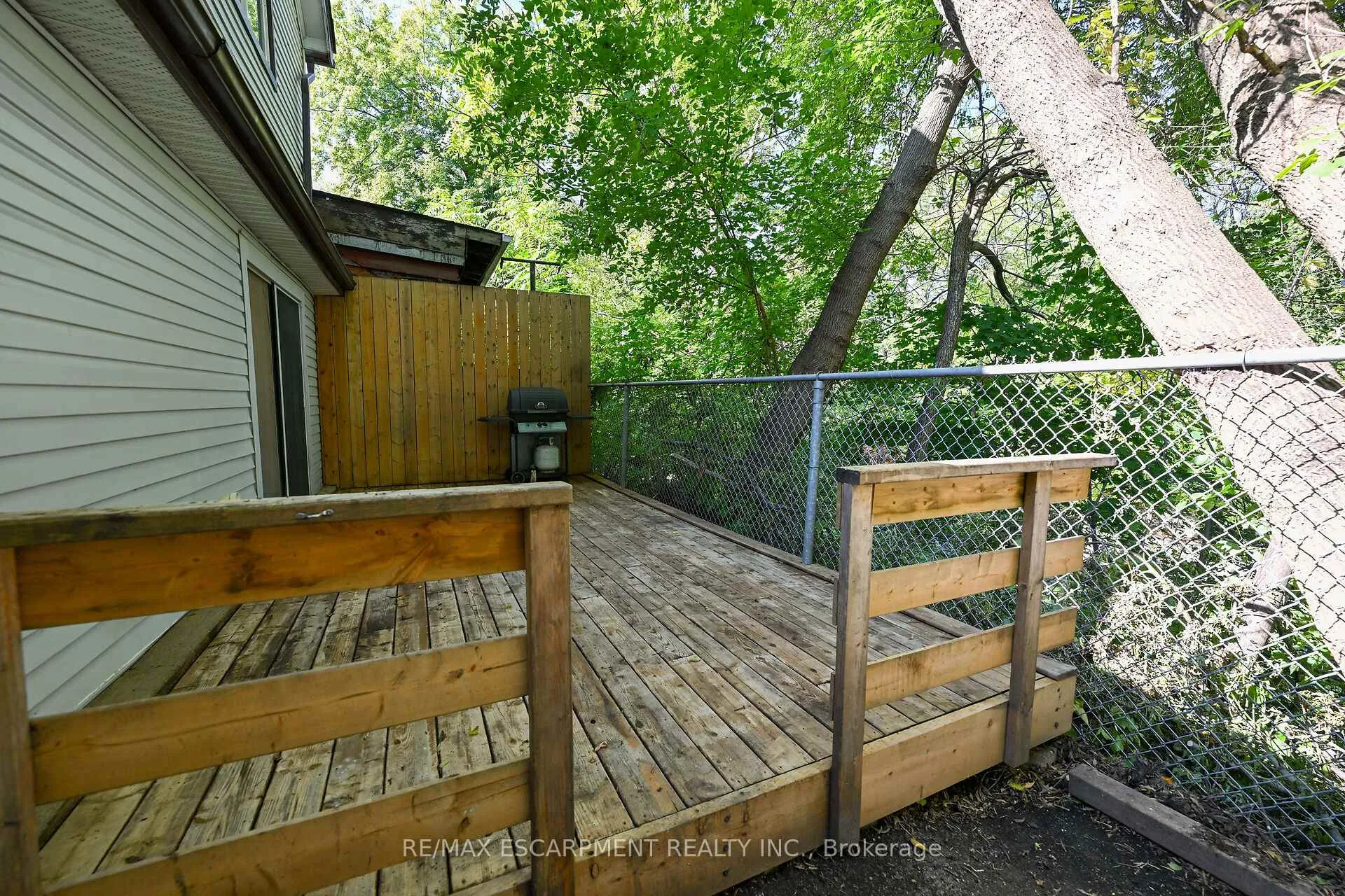 Photo 18 of 278 Hunter Street W, Hamilton, Kirkendall — HOMEH