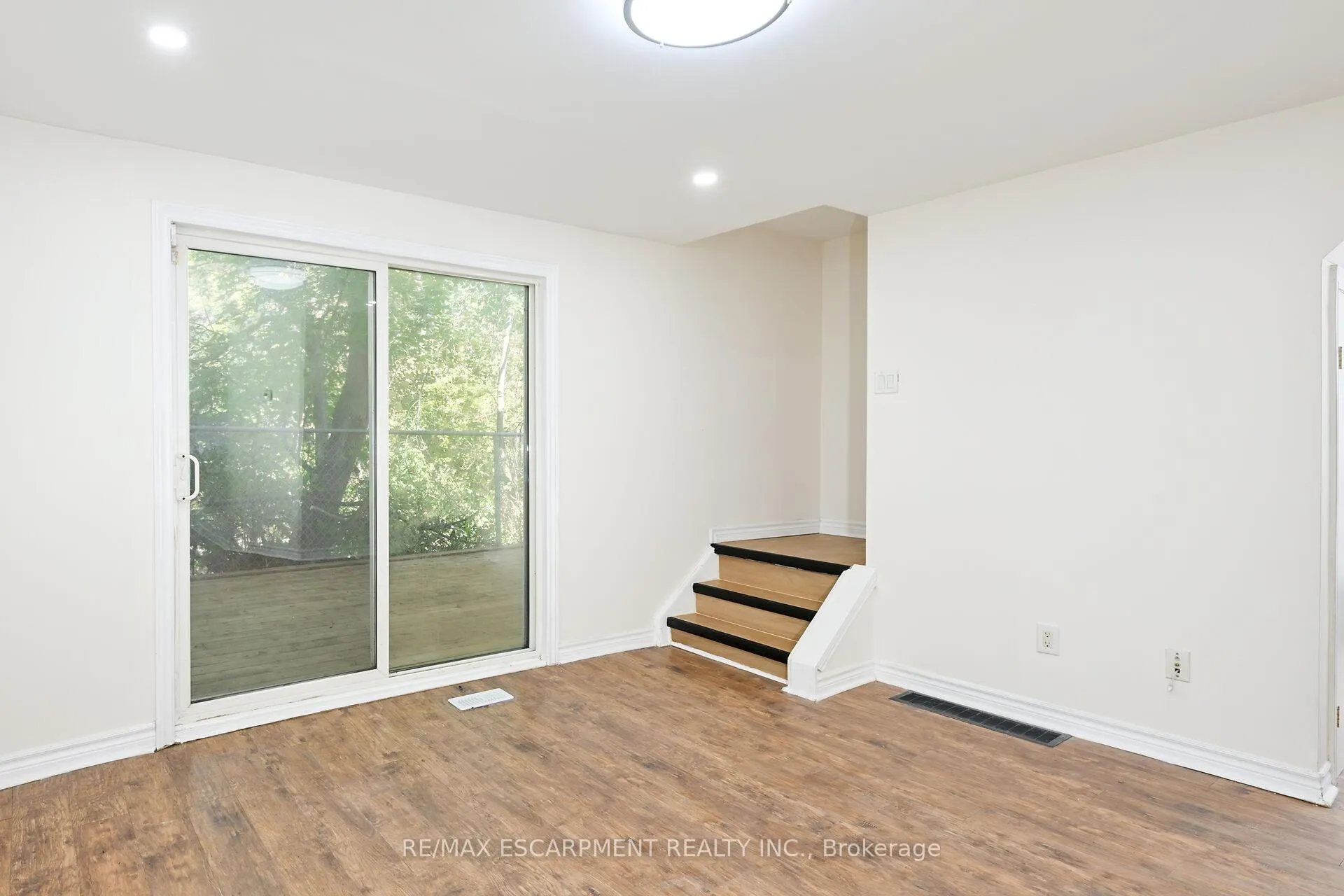 Photo 22 of 278 Hunter Street W, Hamilton, Kirkendall — HOMEH