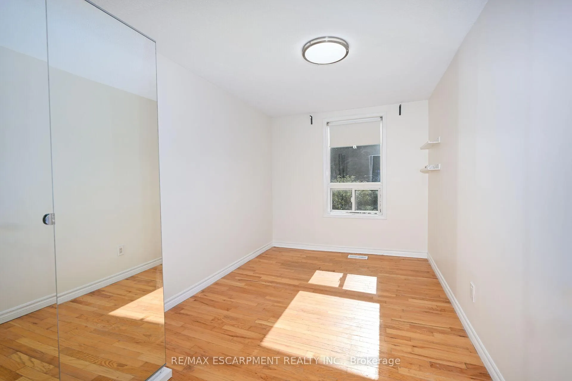 Photo 28 of 278 Hunter Street W, Hamilton, Kirkendall — HOMEH