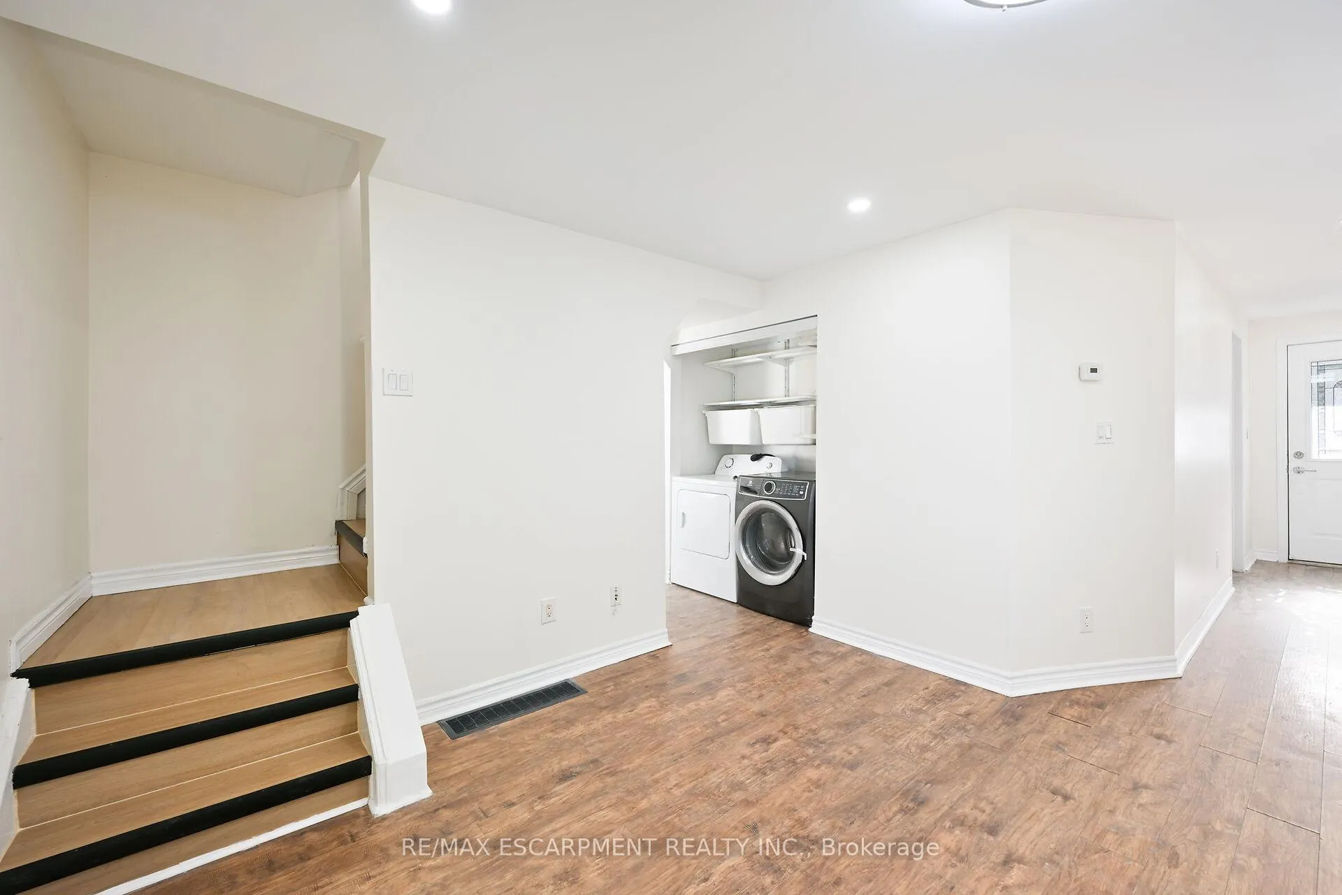Photo 30 of 278 Hunter Street W, Hamilton, Kirkendall — HOMEH