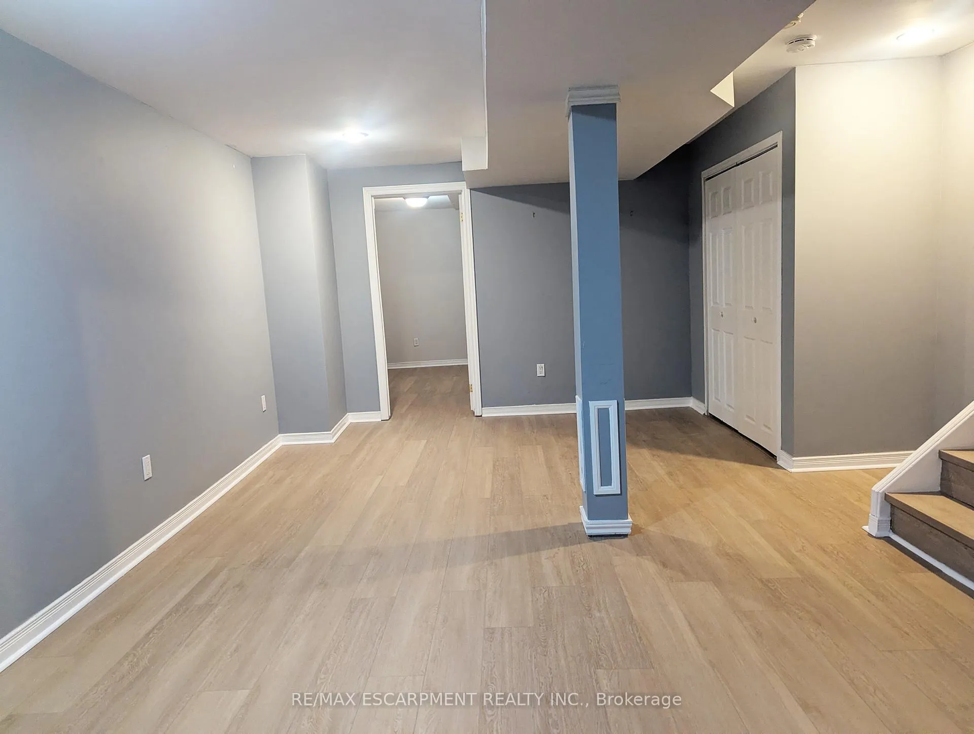 Photo 22 of 19 Stevenson Street, Hamilton, Ancaster — HOMEH