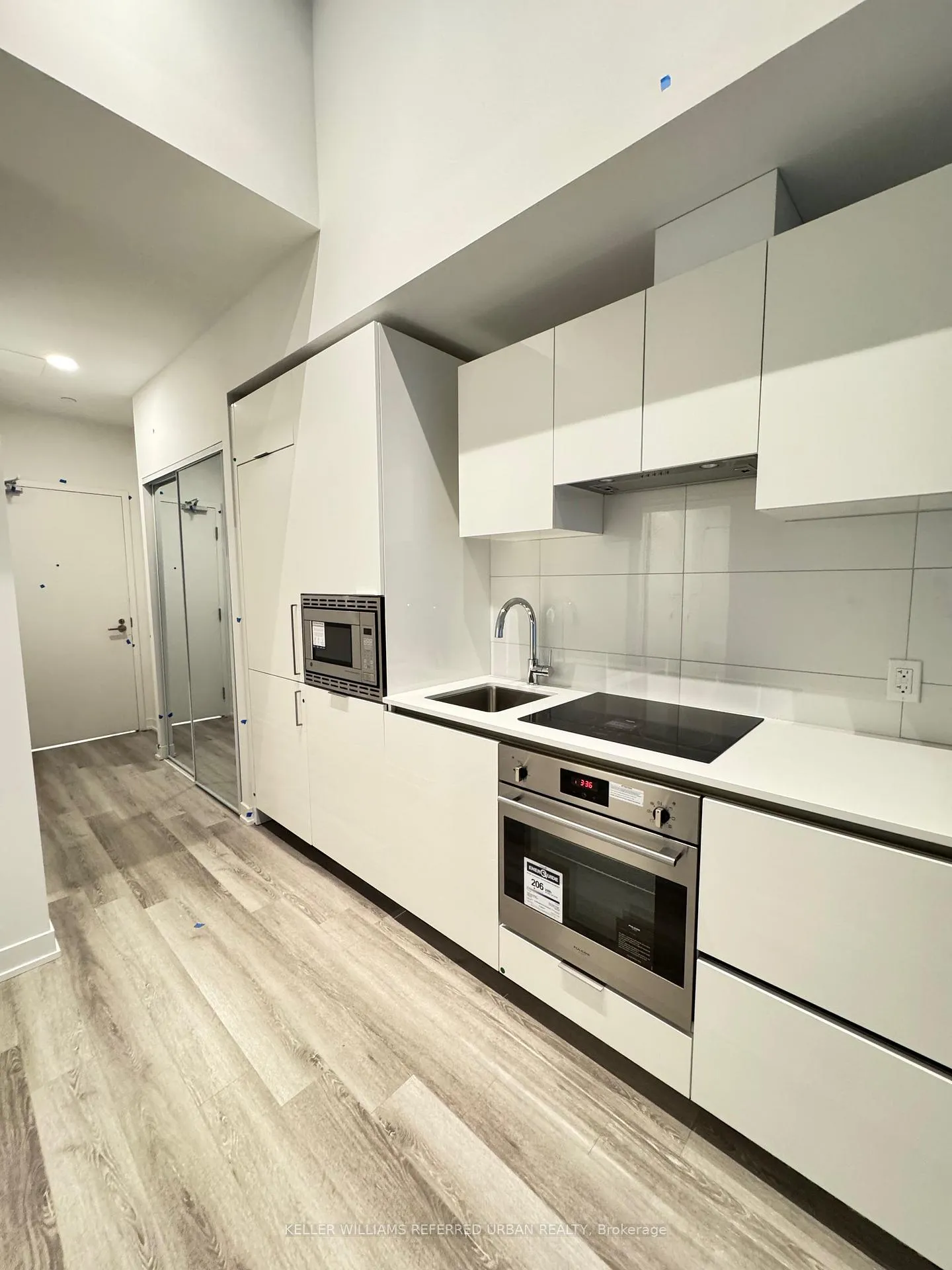 Photo 2 of Unit 605, 238 Simcoe Street, Toronto, Kensington-Chinatown — HOMEH