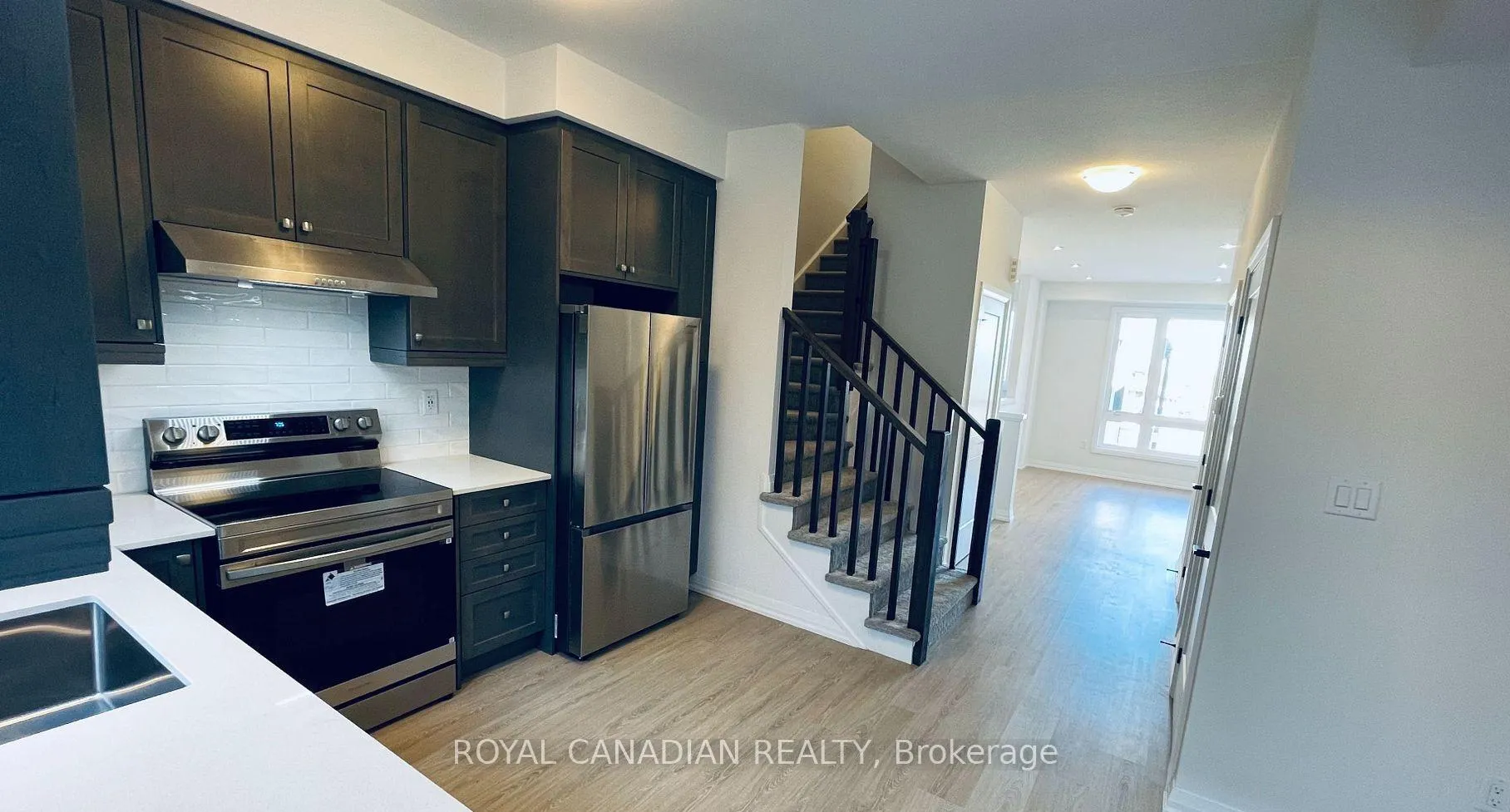 Photo 3 of Unit 75, 55 Tom Brown Drive, Brant, Paris — HOMEH