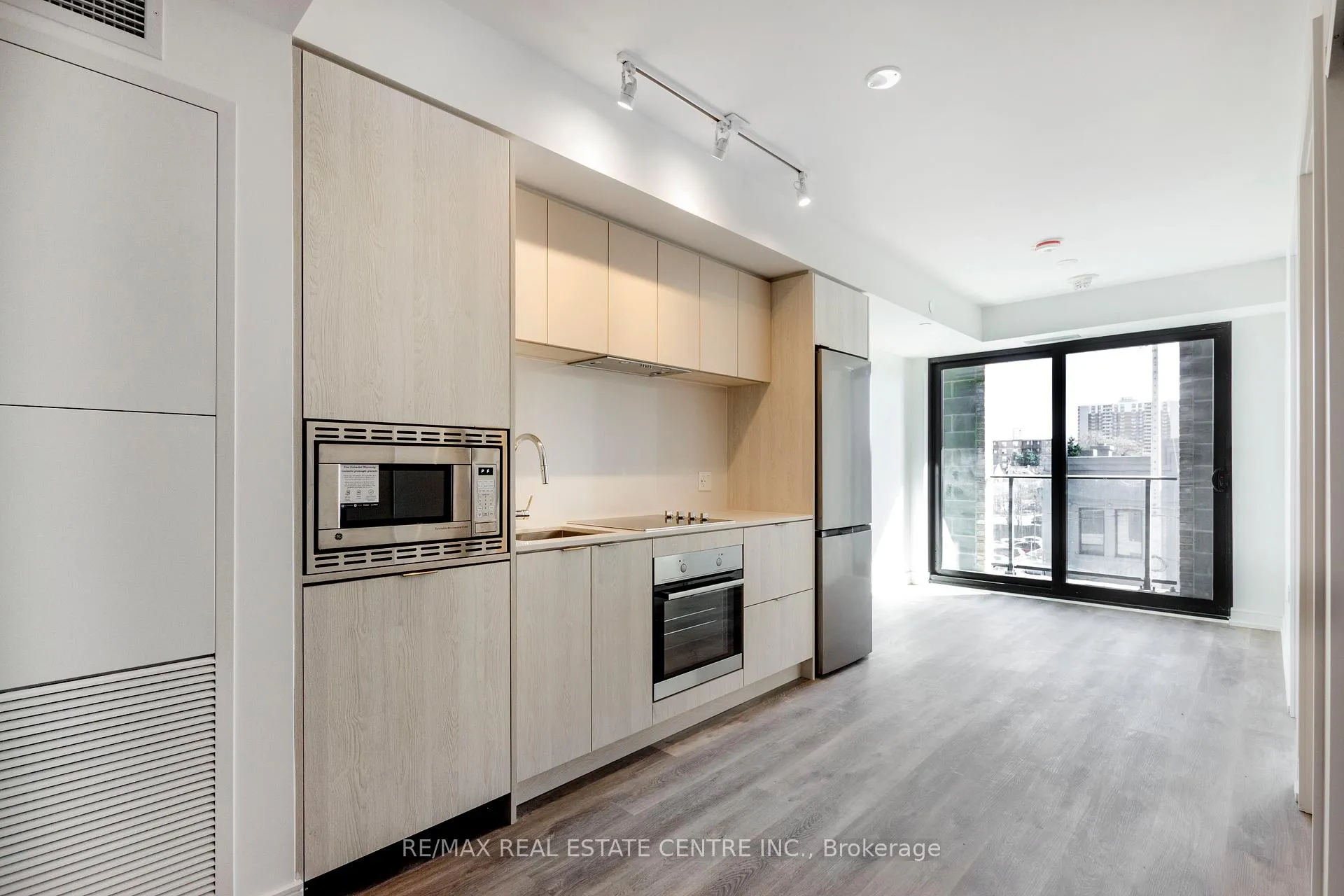 Photo 9 of Unit #331, 1 Jarvis Street, Hamilton, Beasley — HOMEH