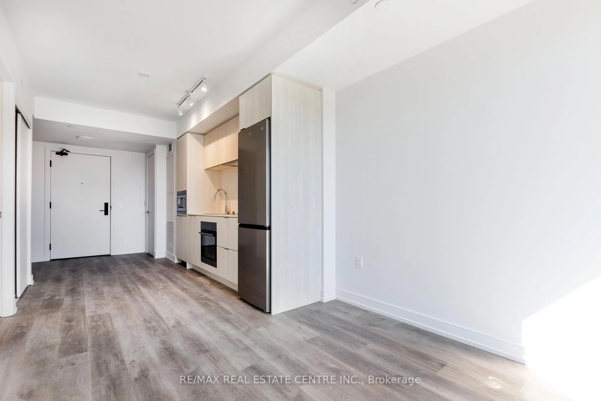 Photo 14 of Unit #331, 1 Jarvis Street, Hamilton, Beasley — HOMEH