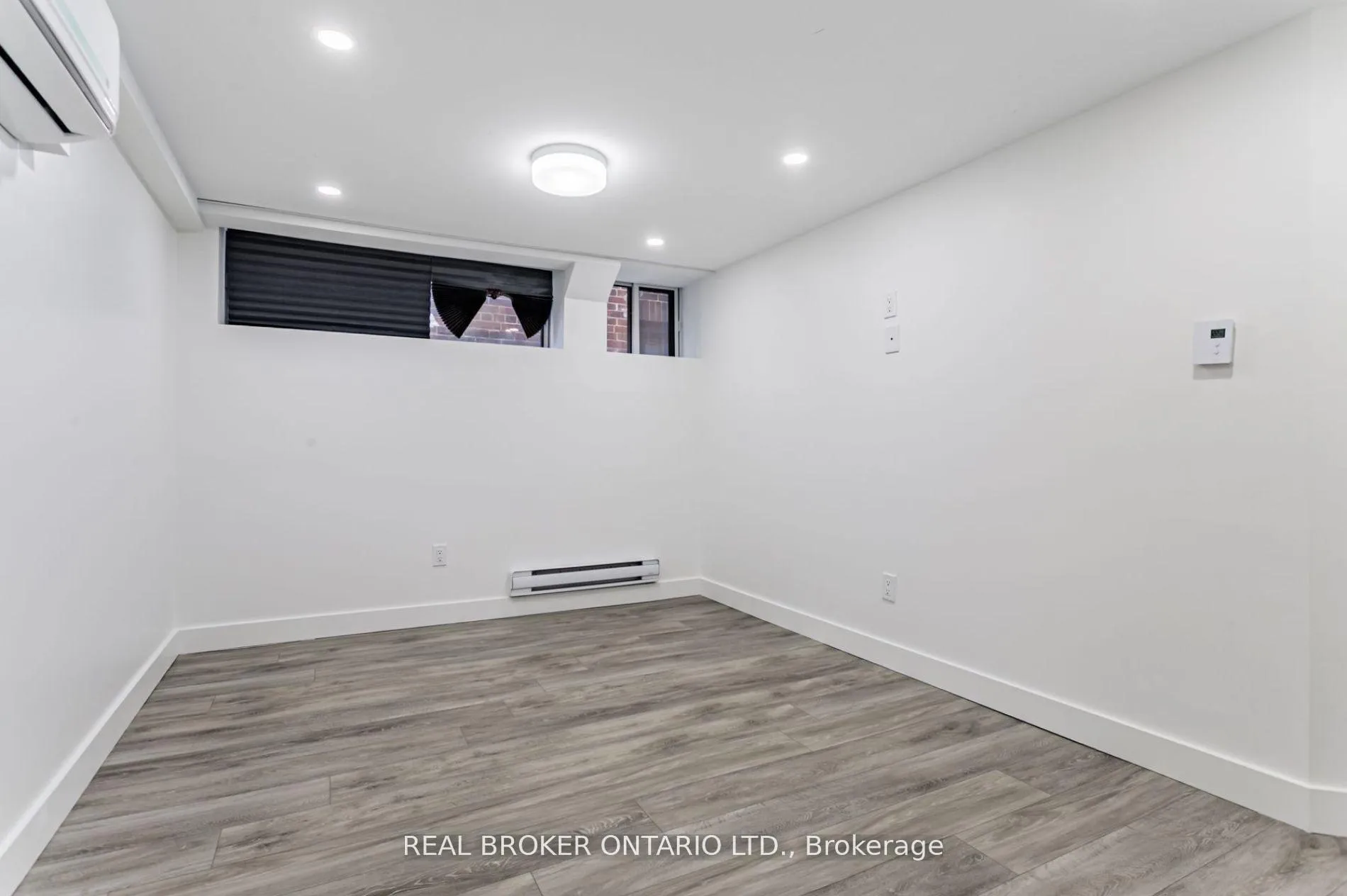 Photo 3 of Unit C, 1088 Avenue Road, Toronto, Lawrence Park South — HOMEH