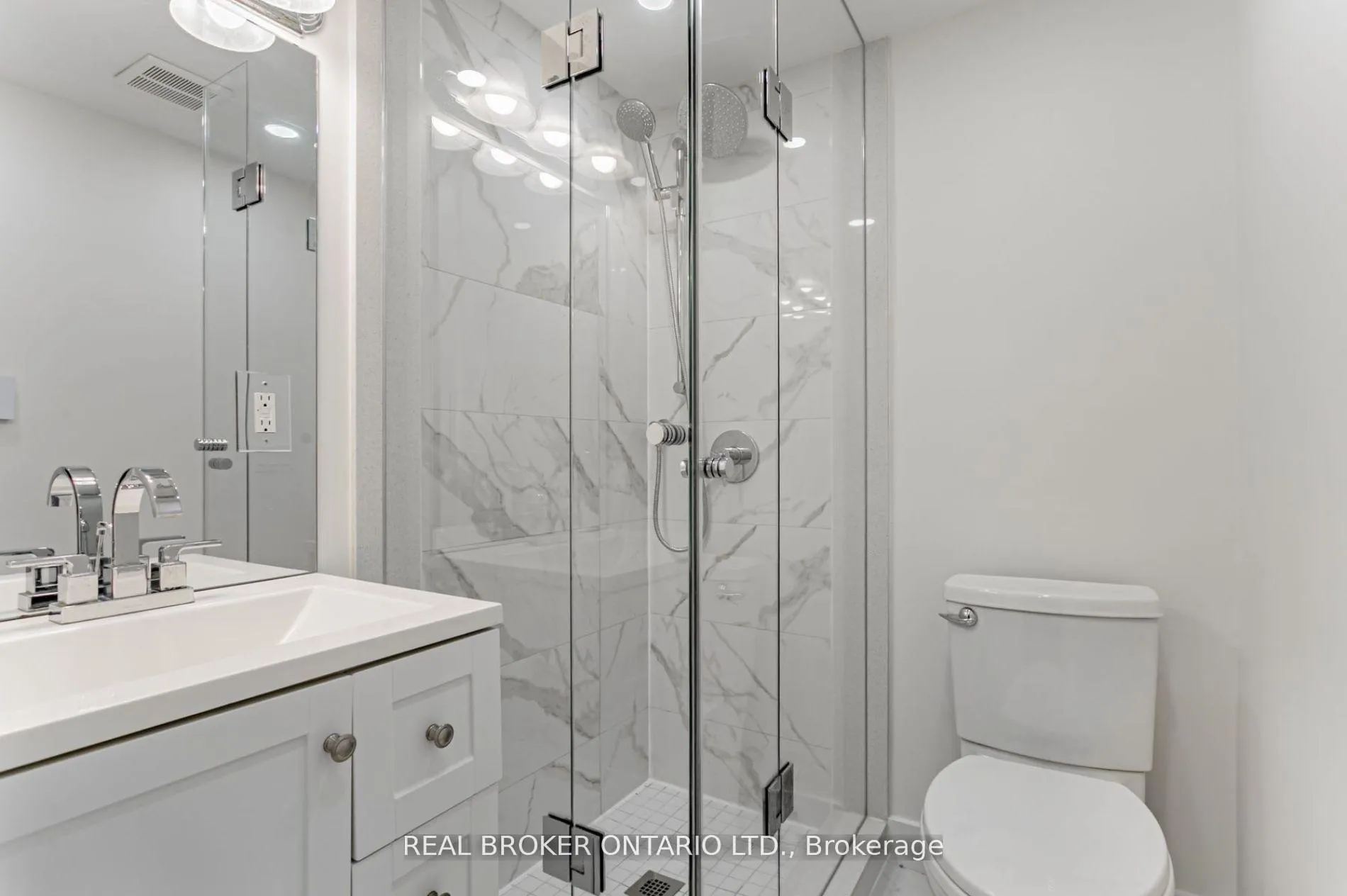 Photo 13 of Unit C, 1088 Avenue Road, Toronto, Lawrence Park South — HOMEH