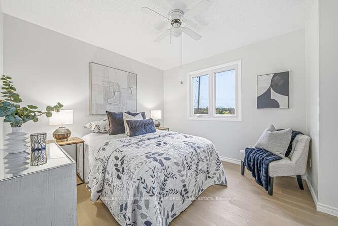 Photo 26 of 60 Galbraith Court, Clarington, Bowmanville — HOMEH