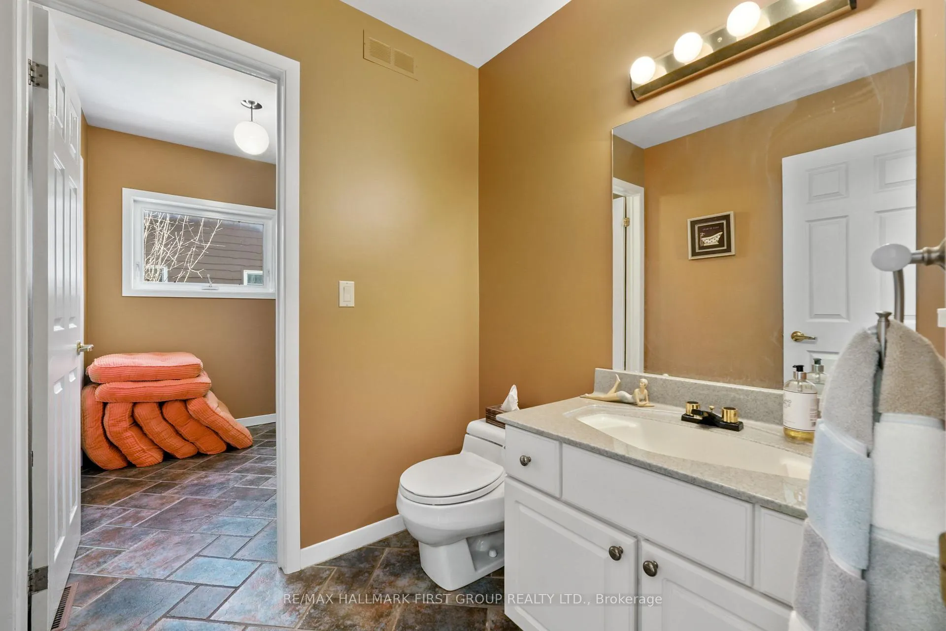 Photo 16 of Unit 6, 5374 Close Point Road, Hamilton Township, Rural Hamilton — HOMEH