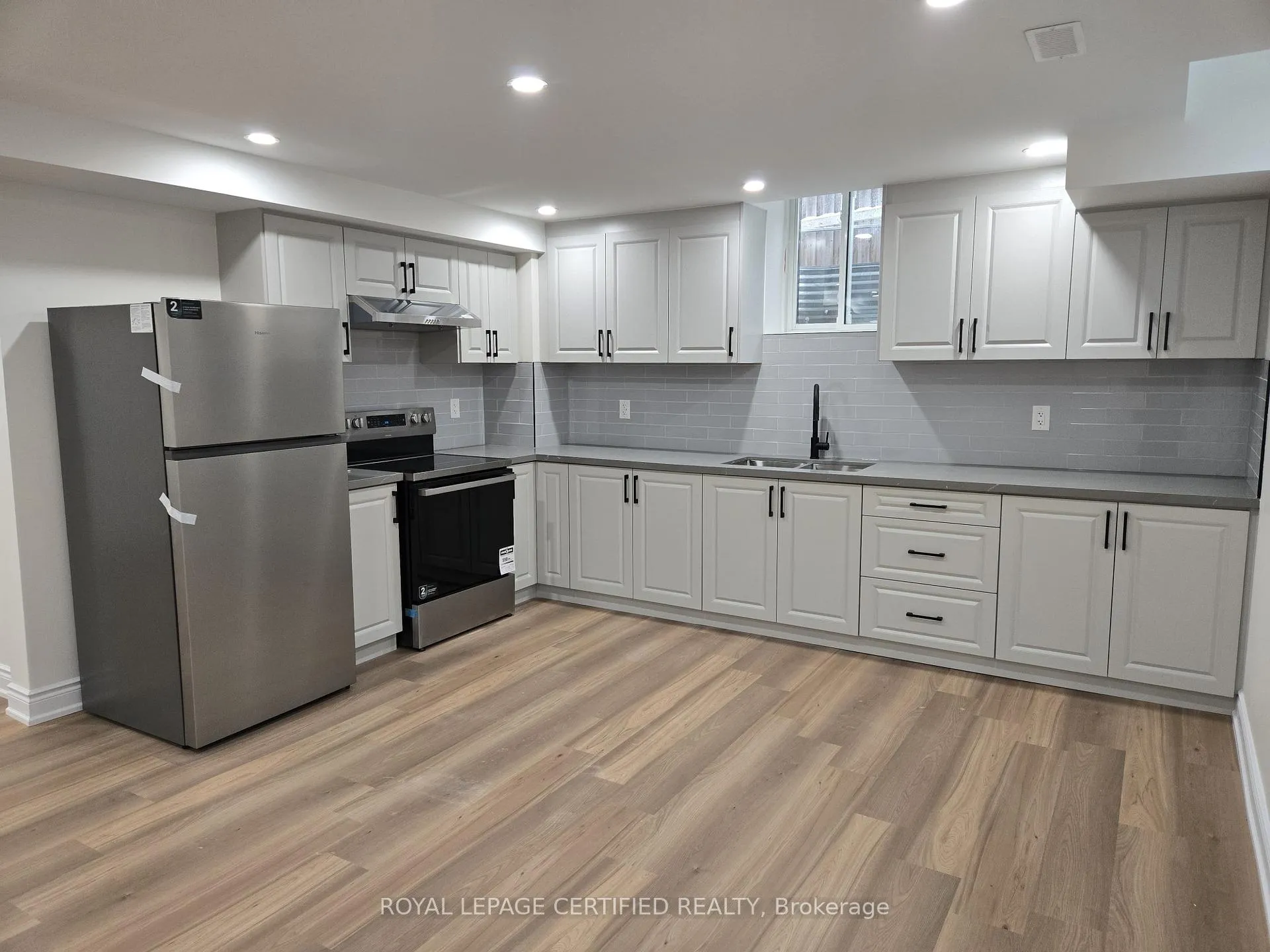 Photo 13 of Unit BASEMENT, 974 Seivert Place, Milton, Harrison — HOMEH