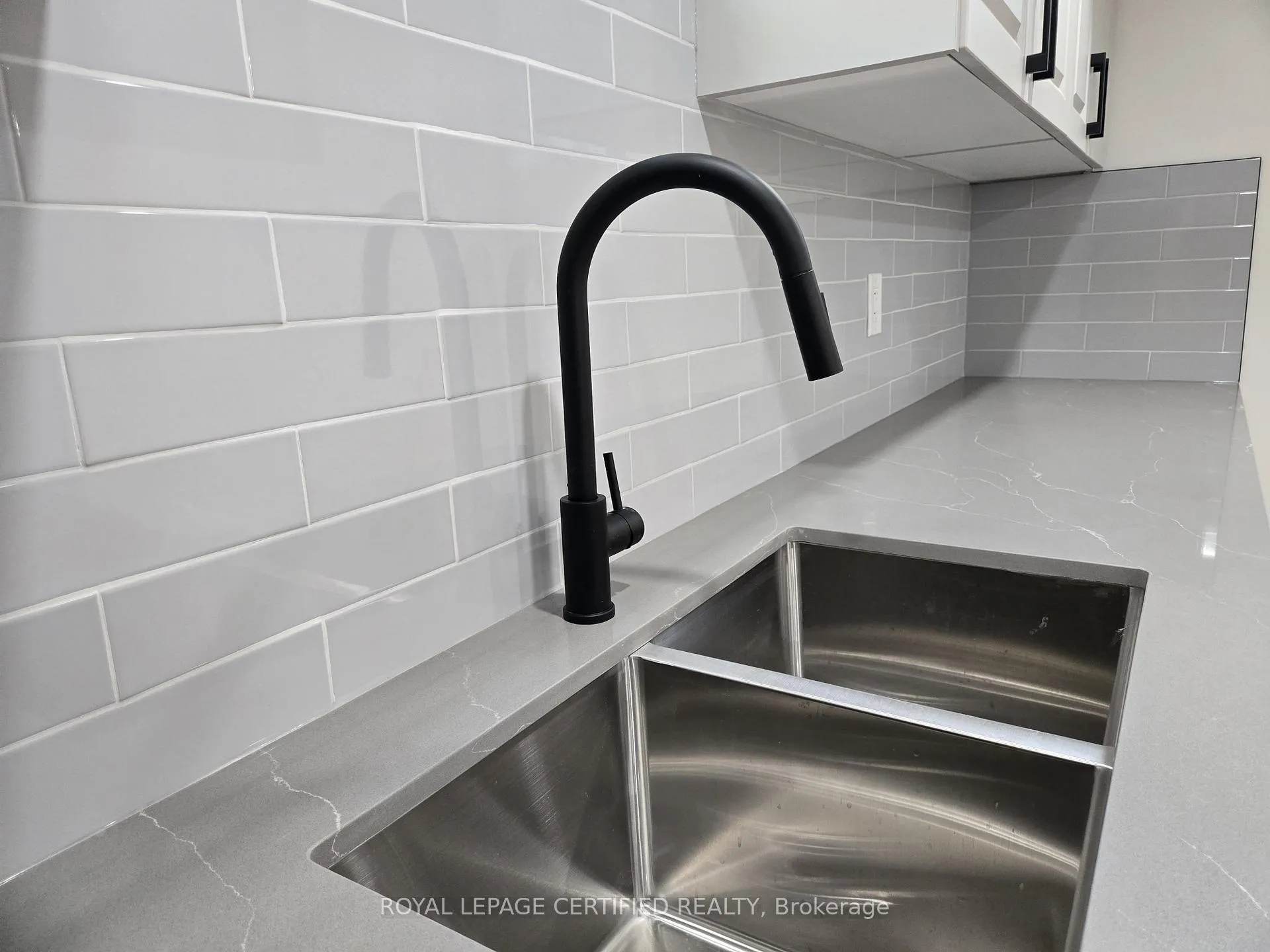Photo 16 of Unit BASEMENT, 974 Seivert Place, Milton, Harrison — HOMEH