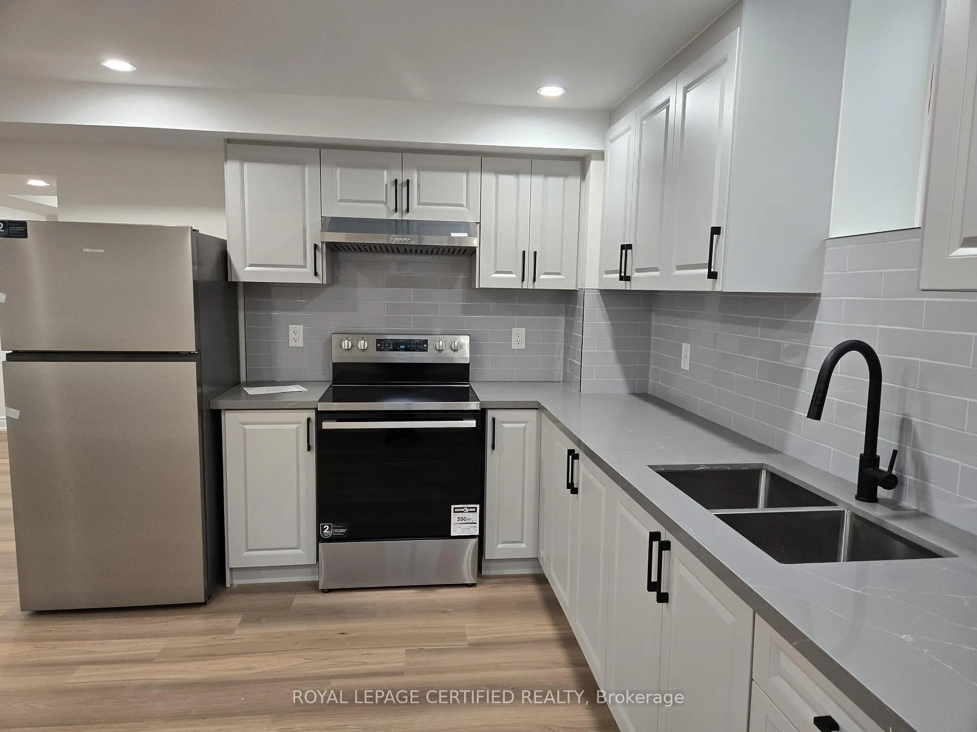 Photo 17 of Unit BASEMENT, 974 Seivert Place, Milton, Harrison — HOMEH