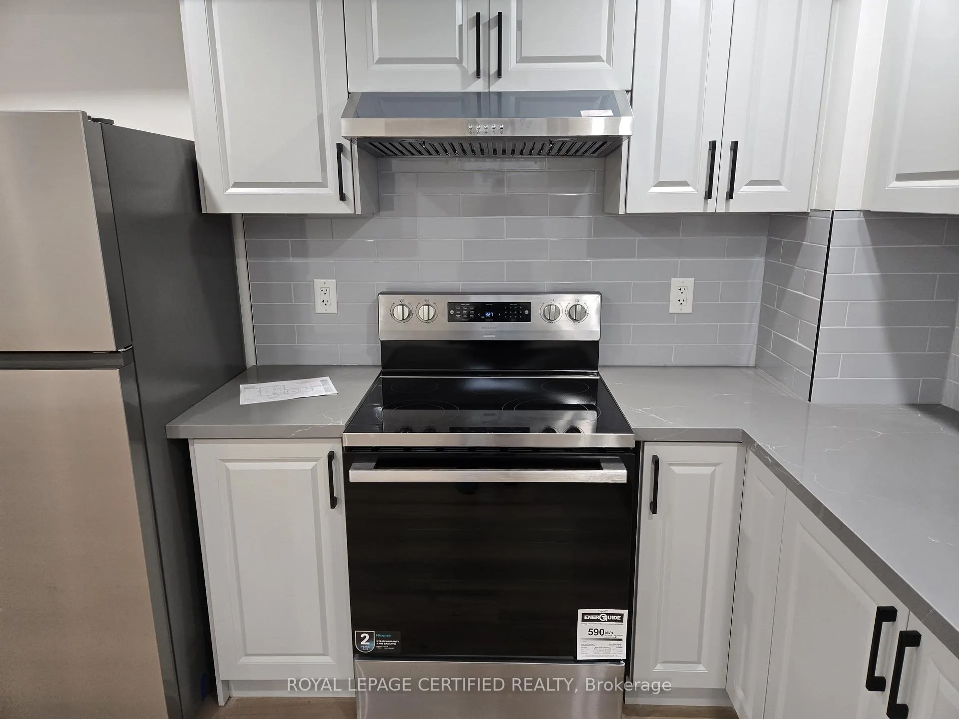 Photo 18 of Unit BASEMENT, 974 Seivert Place, Milton, Harrison — HOMEH