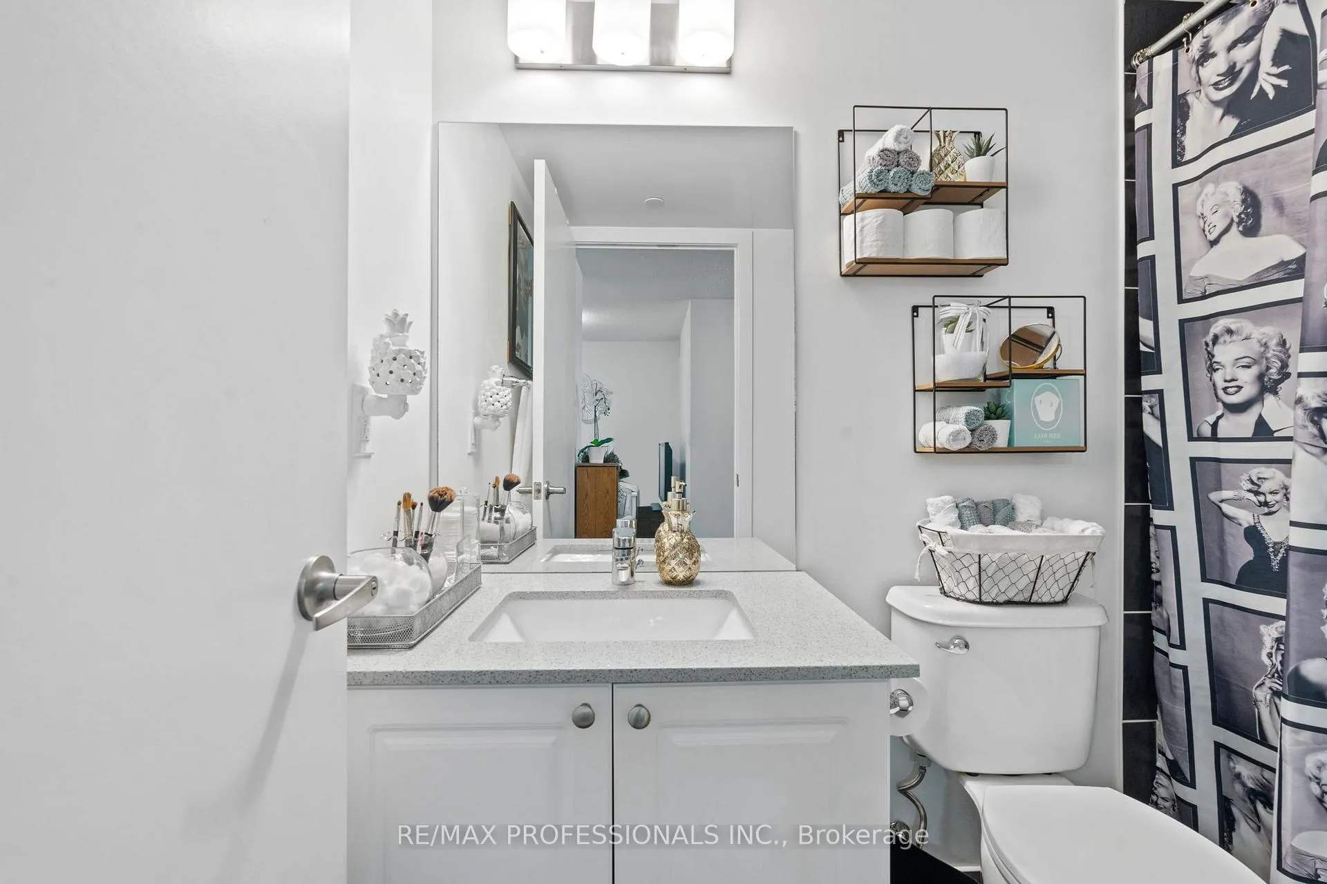 Photo 19 of Unit 305, 1255 Bayly Street, Pickering, Bay Ridges — HOMEH