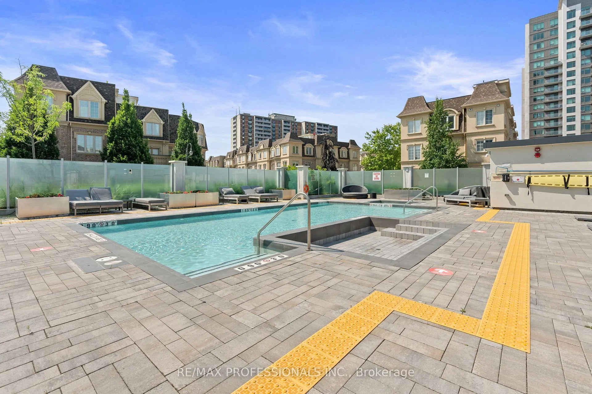 Photo 35 of Unit 305, 1255 Bayly Street, Pickering, Bay Ridges — HOMEH