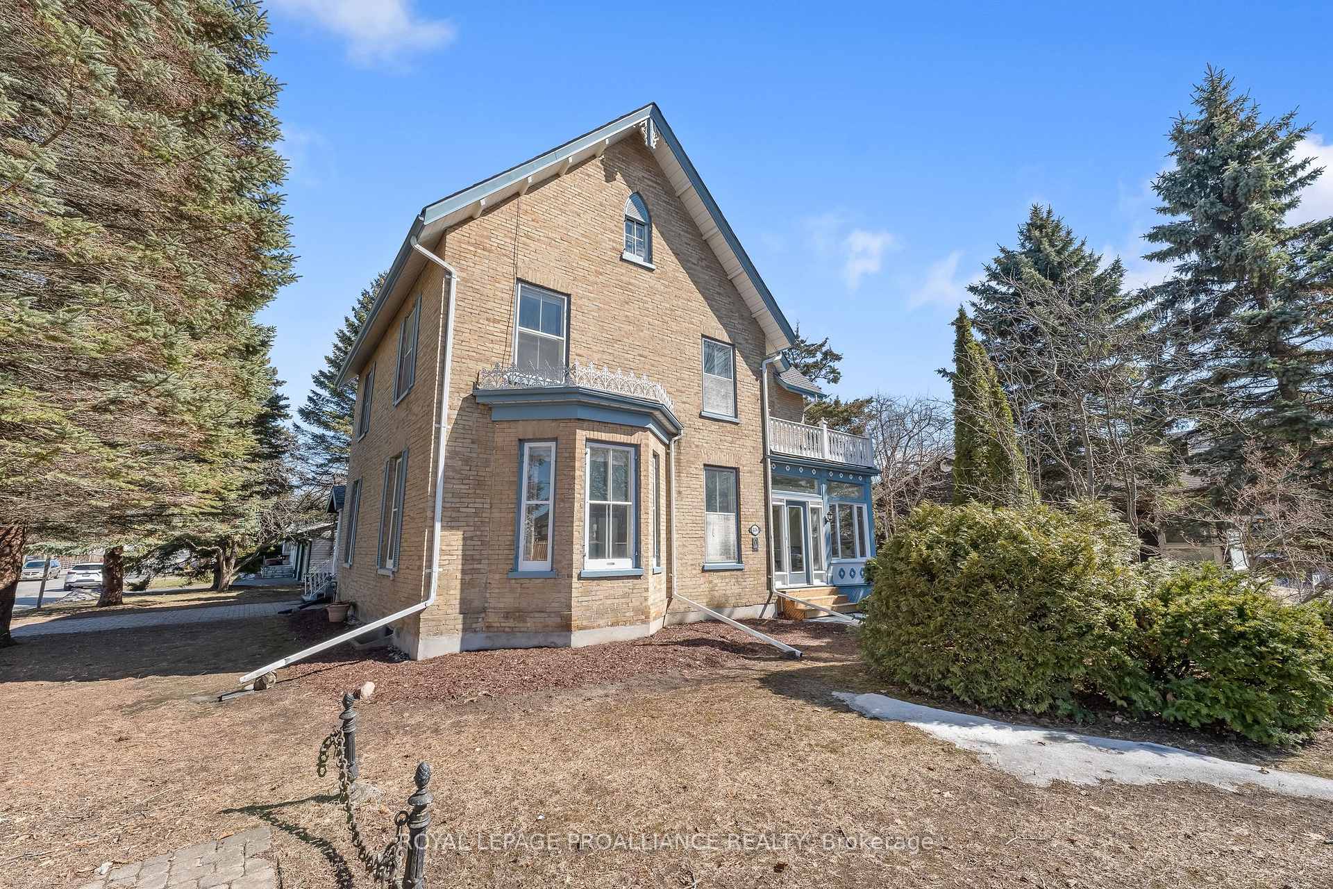 Photo 3 of 486 George Street, Cobourg — HOMEH