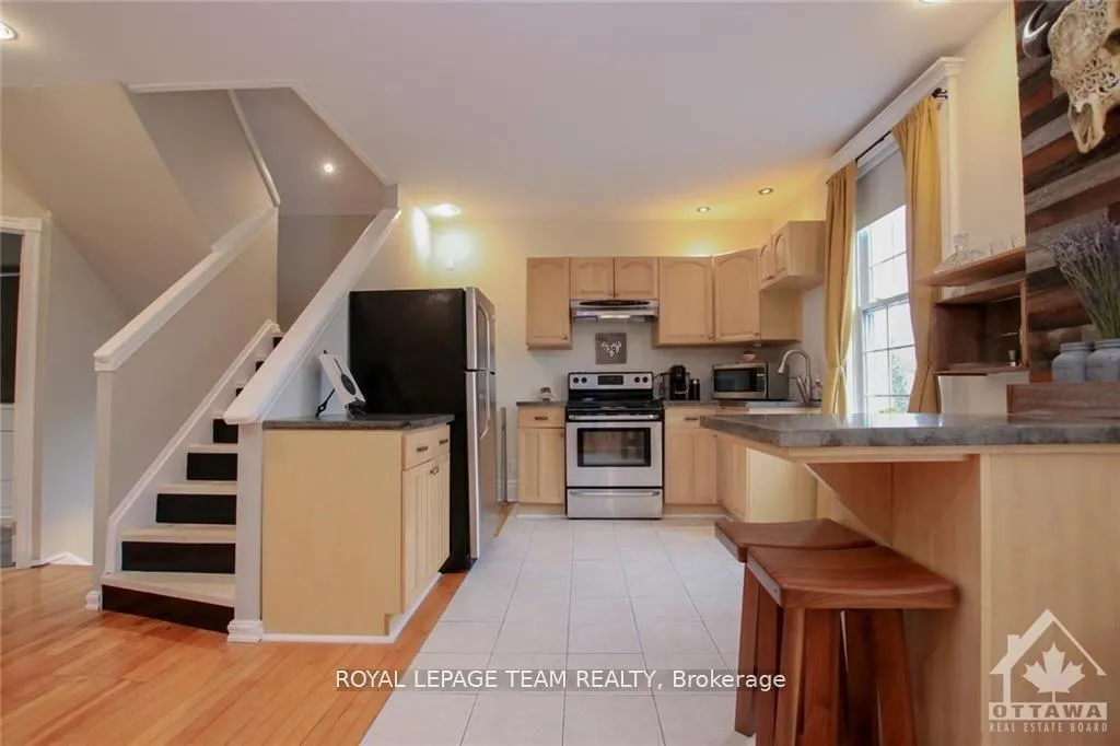 Photo 8 of 478 Hilson Avenue, Ottawa, Westboro/Hampton Park — HOMEH