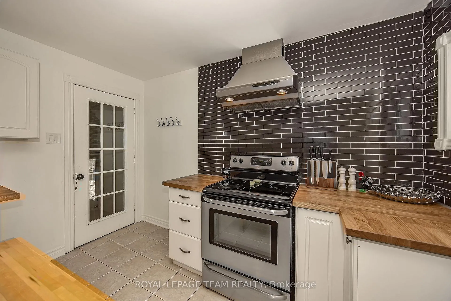 Photo 21 of 478 Hilson Avenue, Ottawa, Westboro/Hampton Park — HOMEH