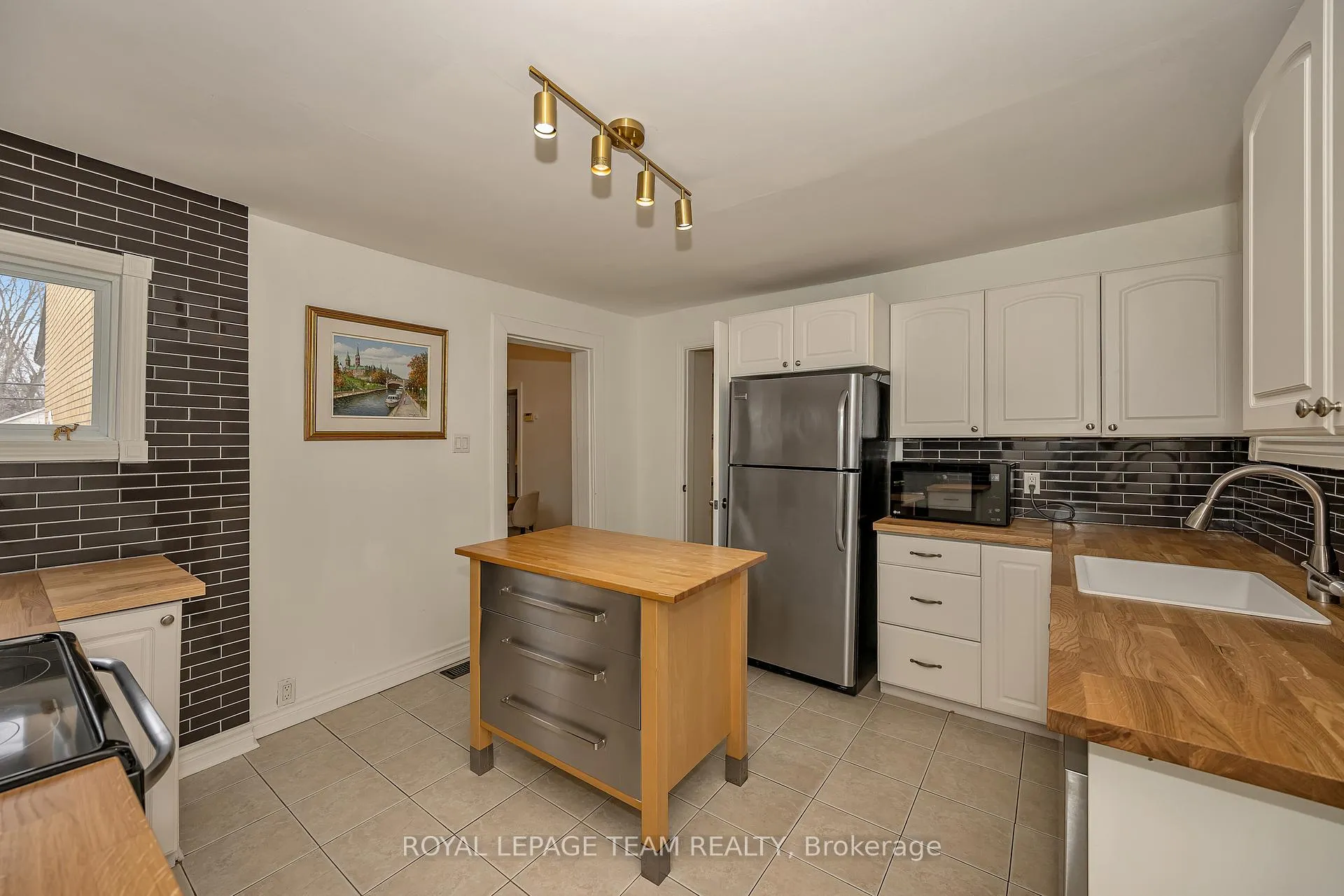 Photo 22 of 478 Hilson Avenue, Ottawa, Westboro/Hampton Park — HOMEH