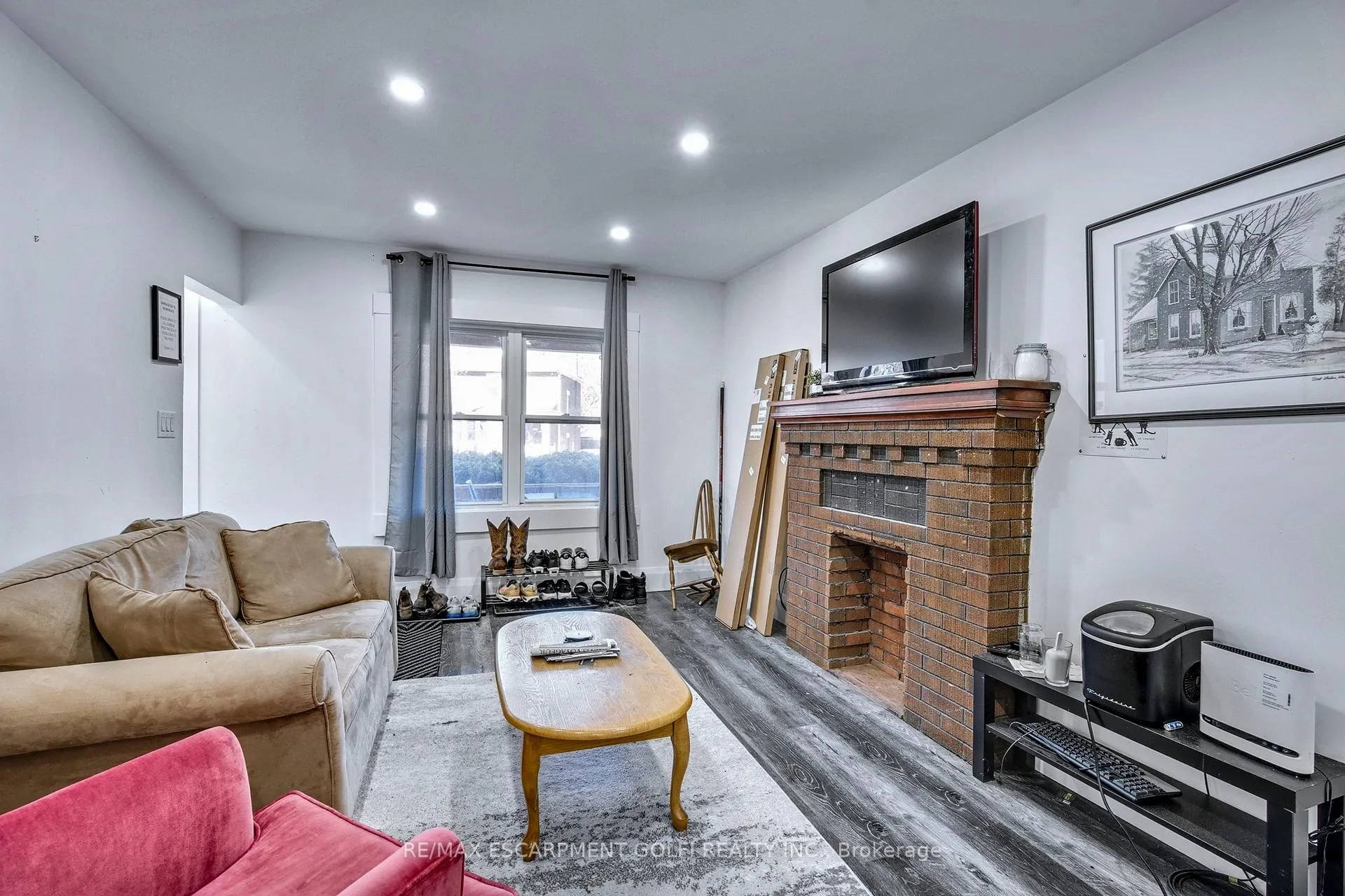 Photo 7 of 1161 King Street W, Hamilton, Westdale — HOMEH