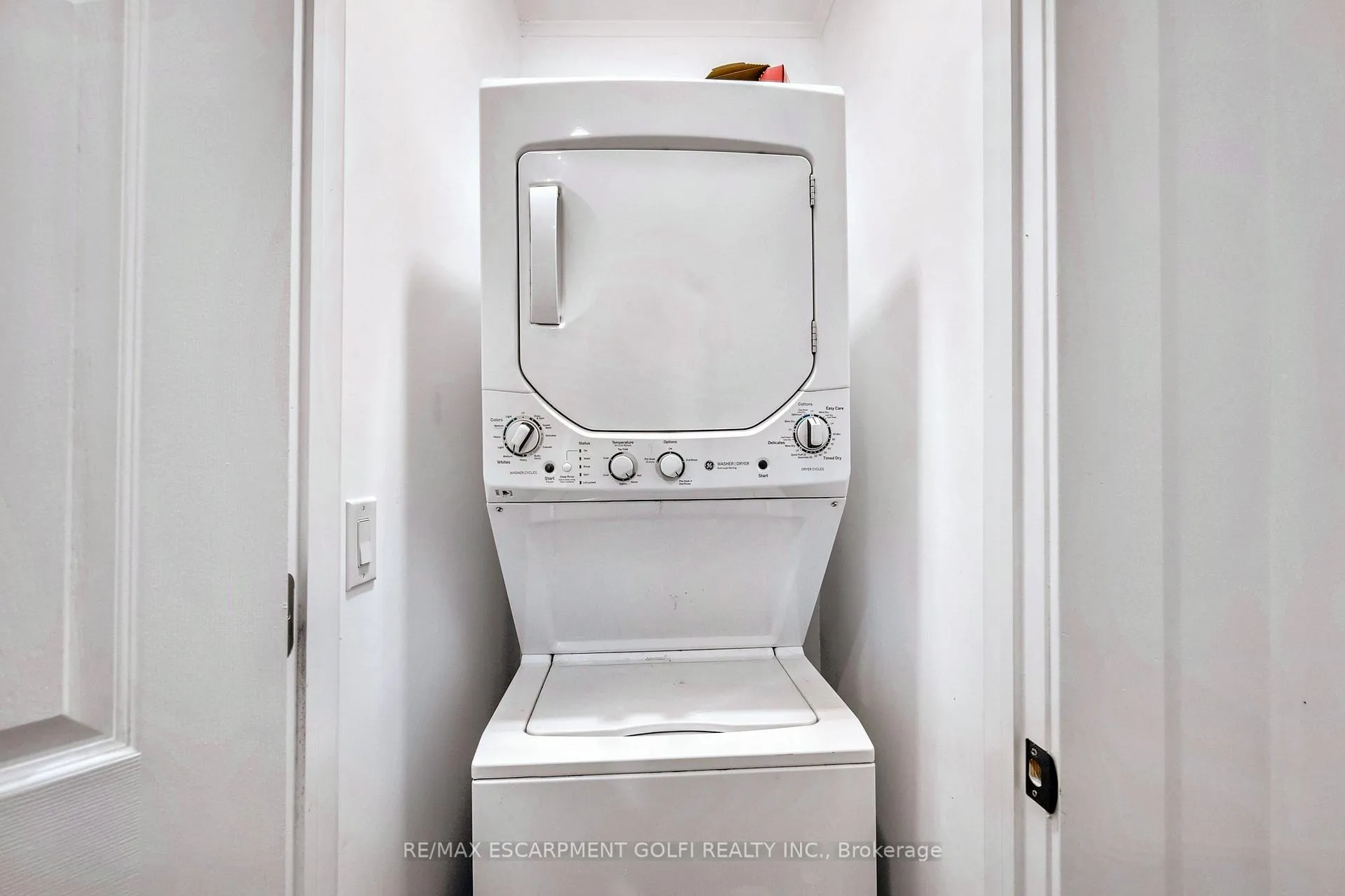 Photo 11 of 1161 King Street W, Hamilton, Westdale — HOMEH