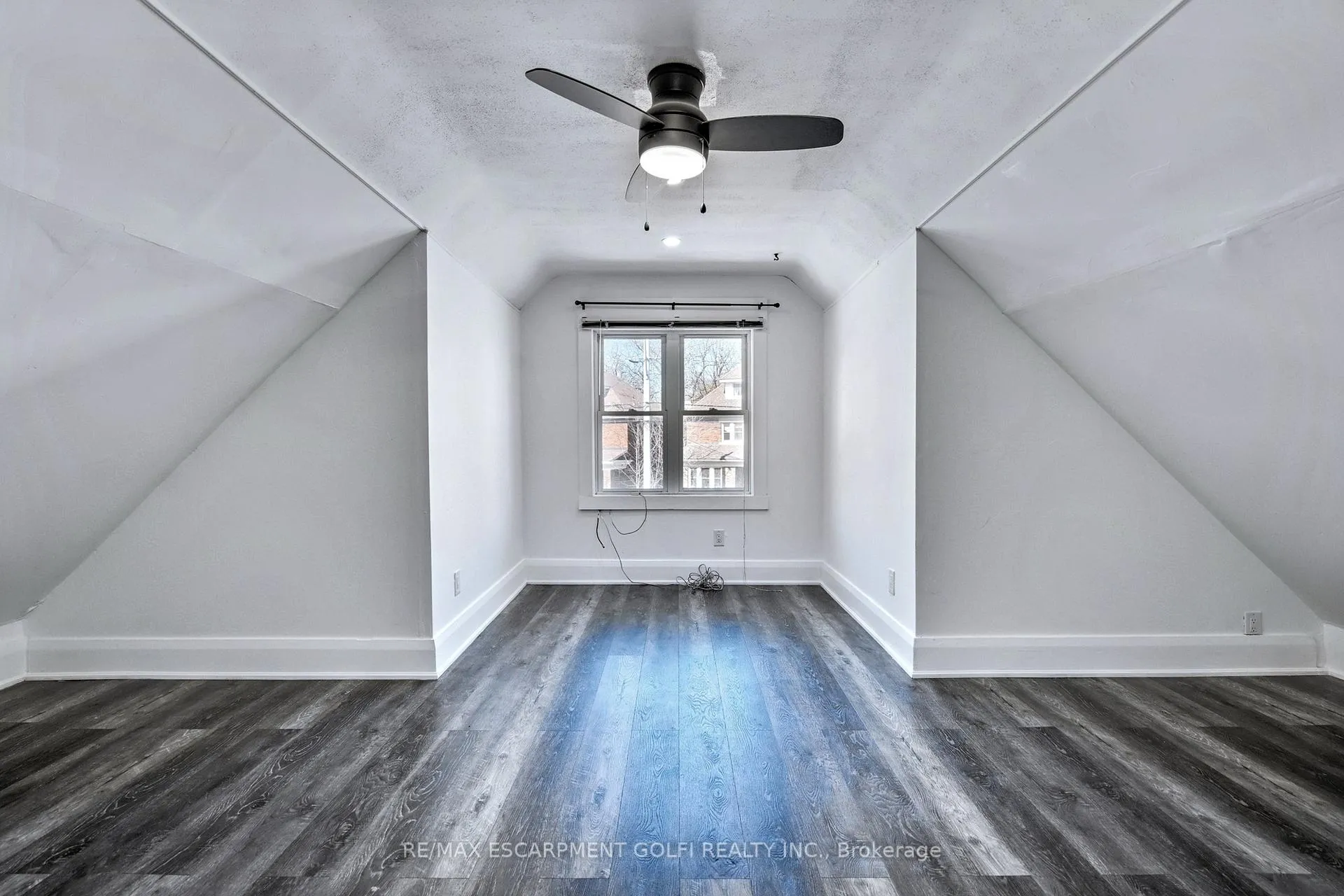 Photo 22 of 1161 King Street W, Hamilton, Westdale — HOMEH