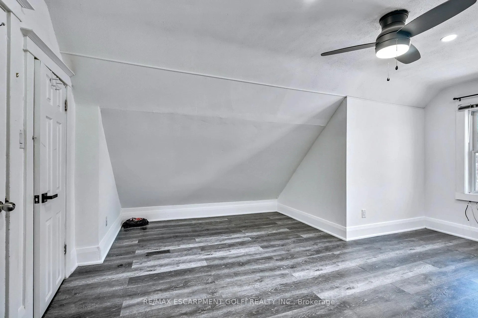 Photo 24 of 1161 King Street W, Hamilton, Westdale — HOMEH