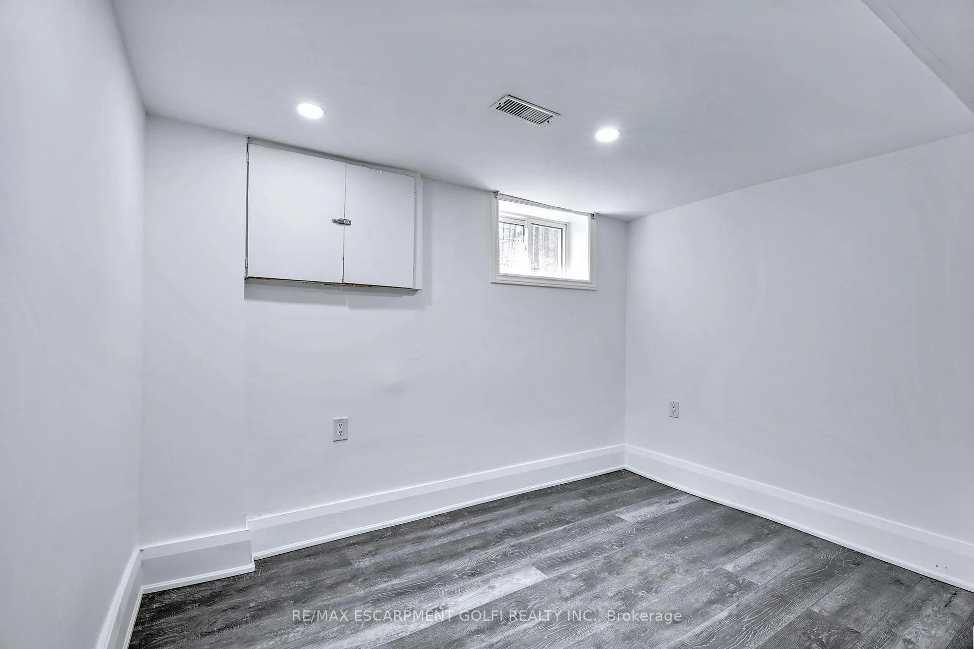 Photo 26 of 1161 King Street W, Hamilton, Westdale — HOMEH