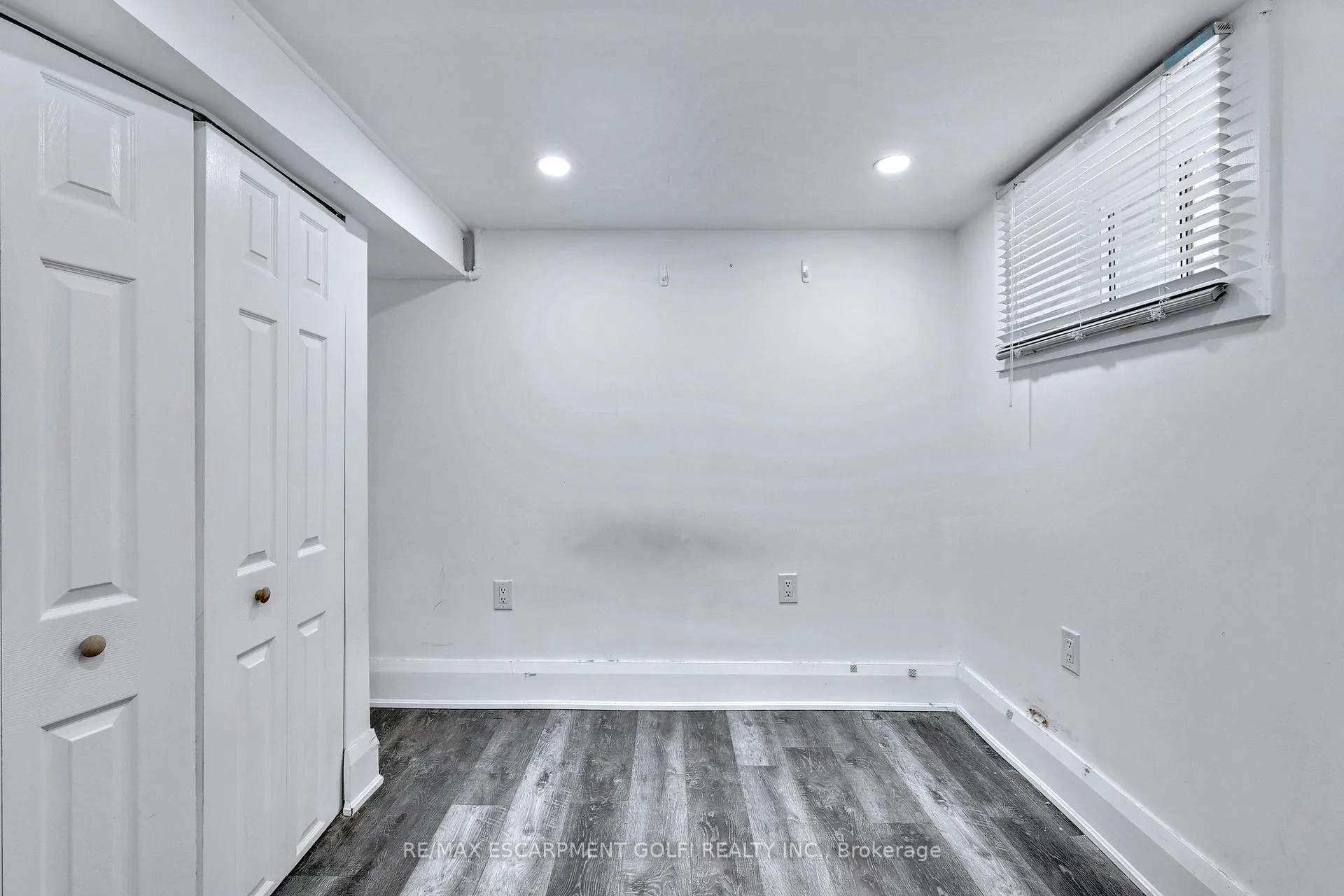 Photo 33 of 1161 King Street W, Hamilton, Westdale — HOMEH