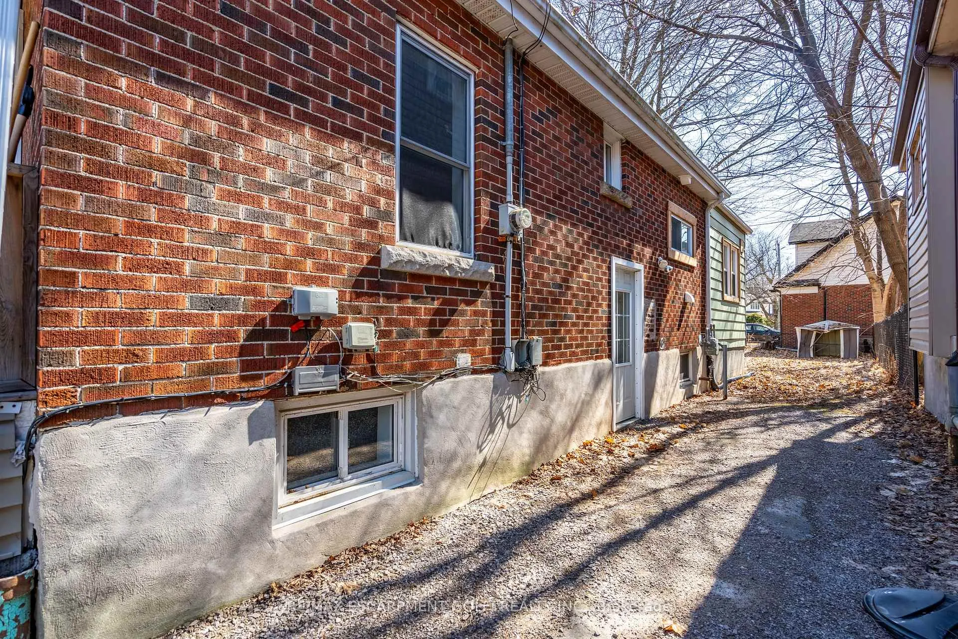 Photo 36 of 1161 King Street W, Hamilton, Westdale — HOMEH