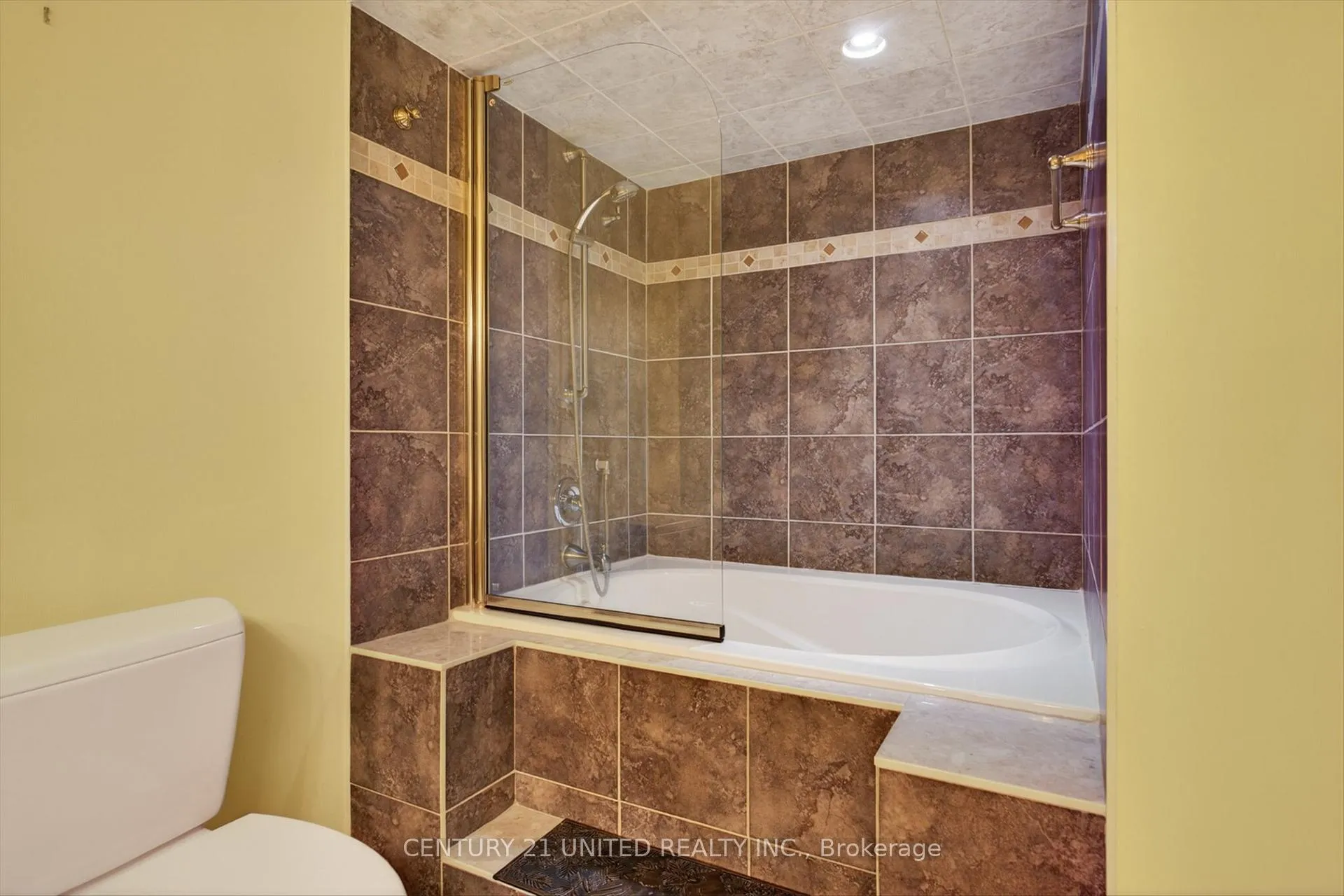 Photo 20 of Unit 503, 1818 Cherryhill Road, Peterborough, Monaghan Ward 2 — HOMEH
