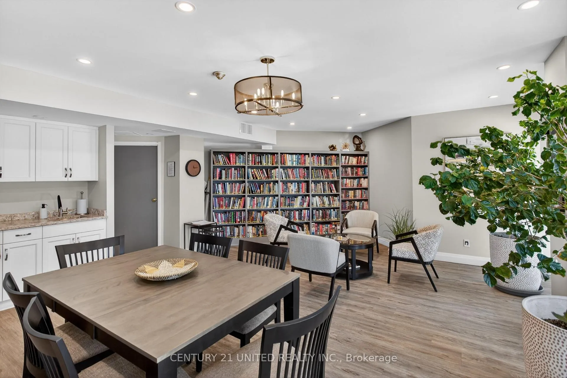 Photo 35 of Unit 503, 1818 Cherryhill Road, Peterborough, Monaghan Ward 2 — HOMEH