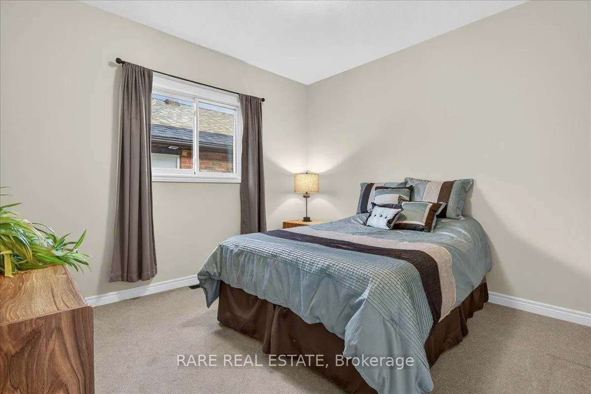 Photo 19 of 2 Mailey Lane, Barrie, Edgehill Drive — HOMEH