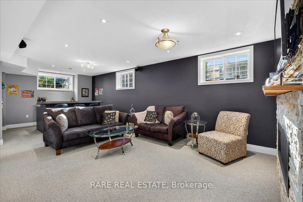 Photo 33 of 2 Mailey Lane, Barrie, Edgehill Drive — HOMEH
