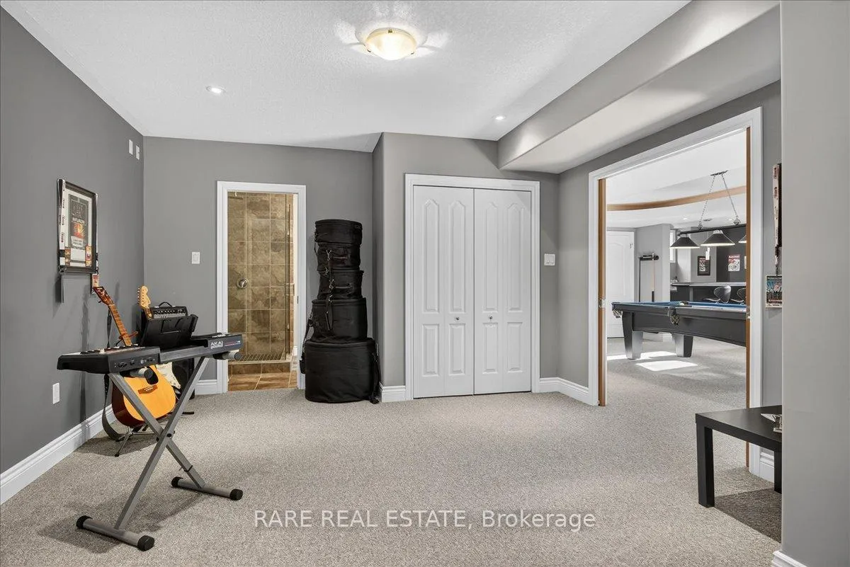 Photo 39 of 2 Mailey Lane, Barrie, Edgehill Drive — HOMEH