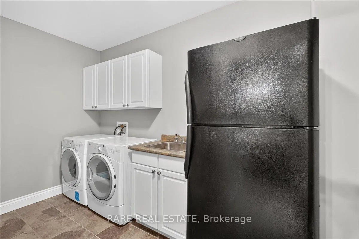 Photo 41 of 2 Mailey Lane, Barrie, Edgehill Drive — HOMEH