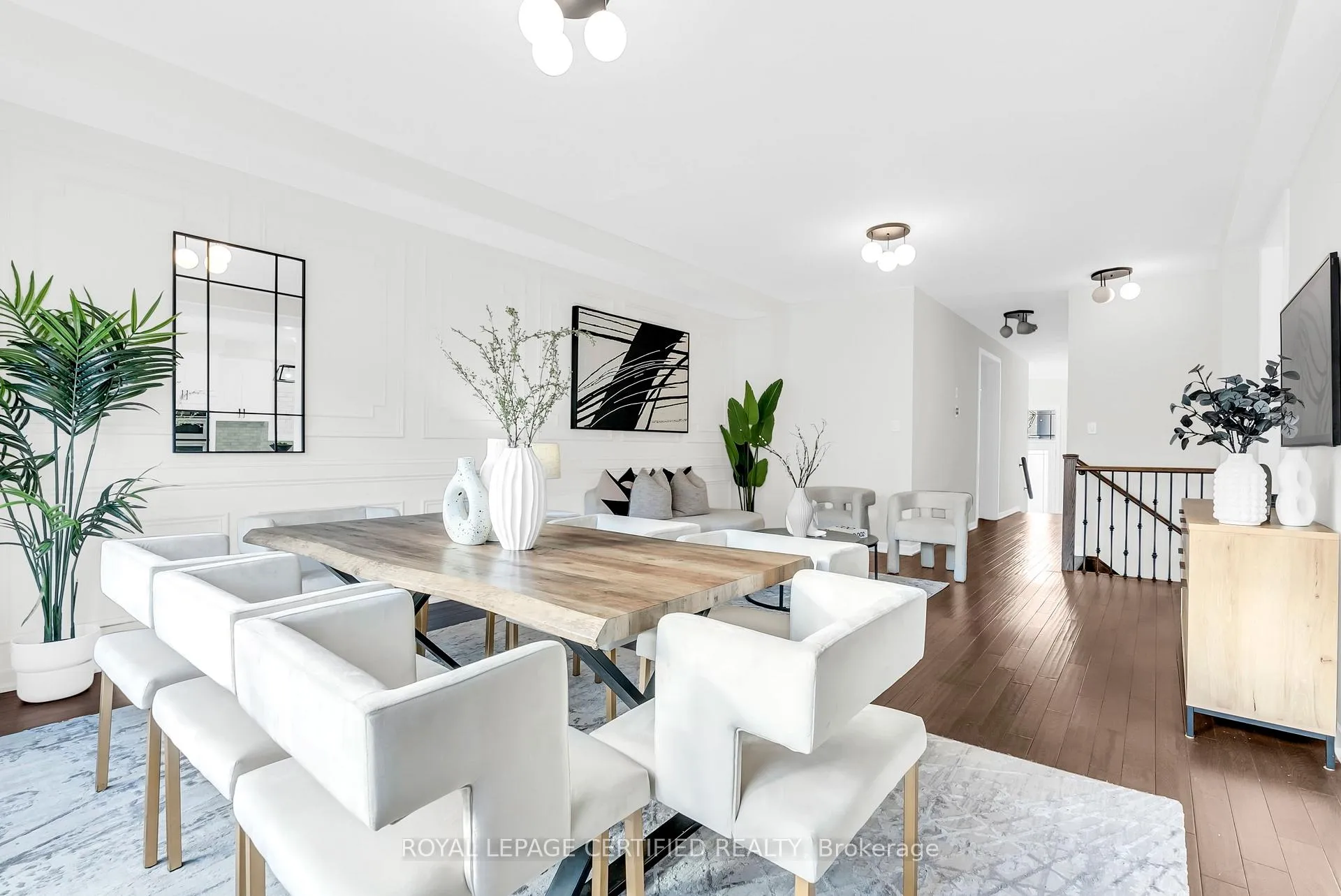Photo 10 of 35 Bedrock Drive E, Hamilton, Stoney Creek — HOMEH