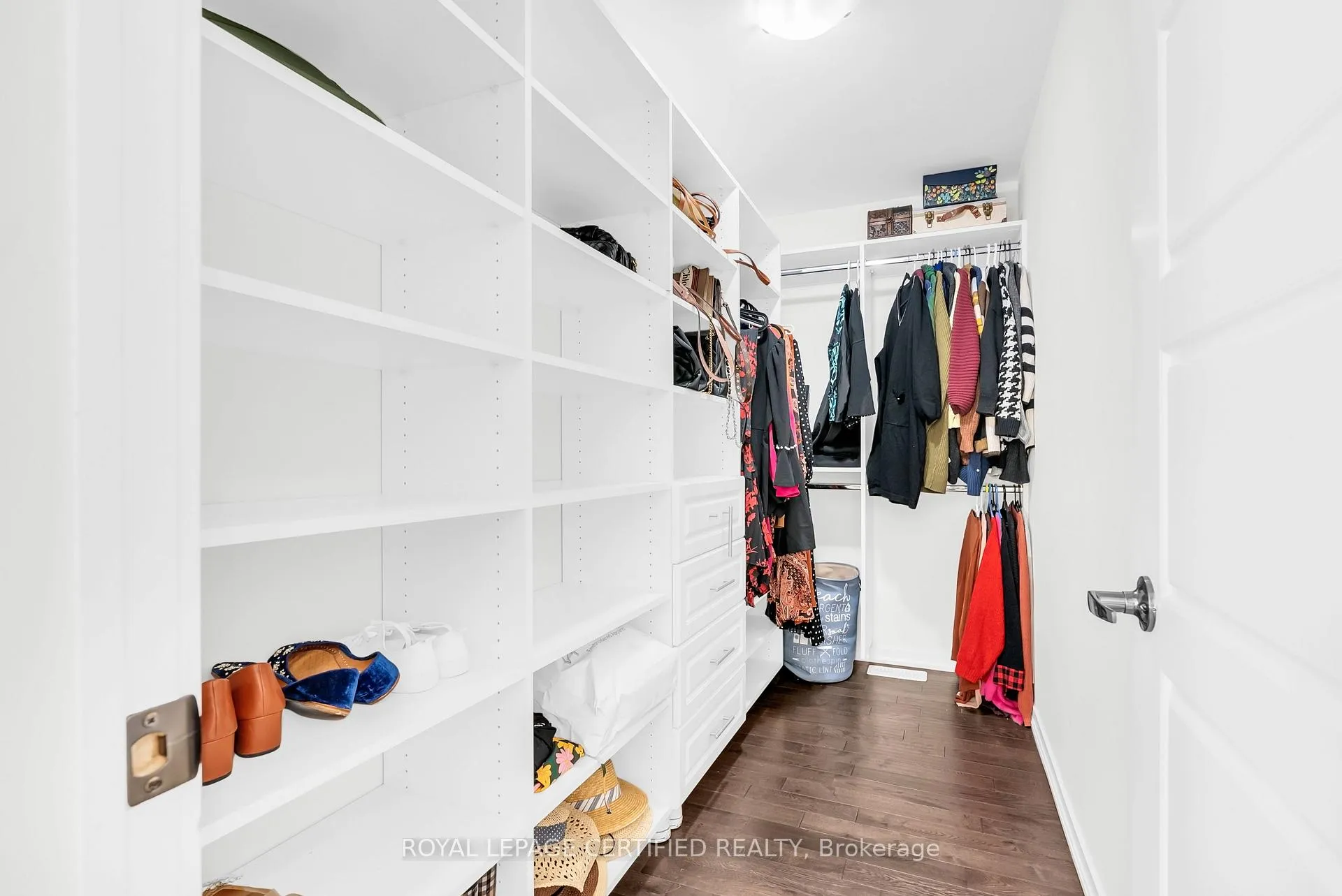Photo 35 of 35 Bedrock Drive E, Hamilton, Stoney Creek — HOMEH