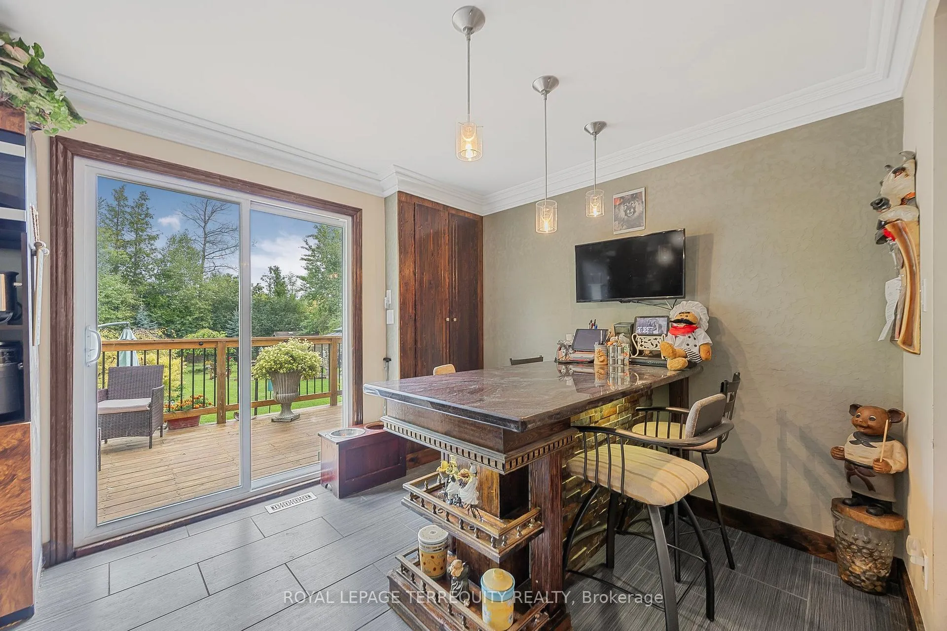 Photo 12 of 2211 Mildred Avenue, Innisfil, Alcona — HOMEH