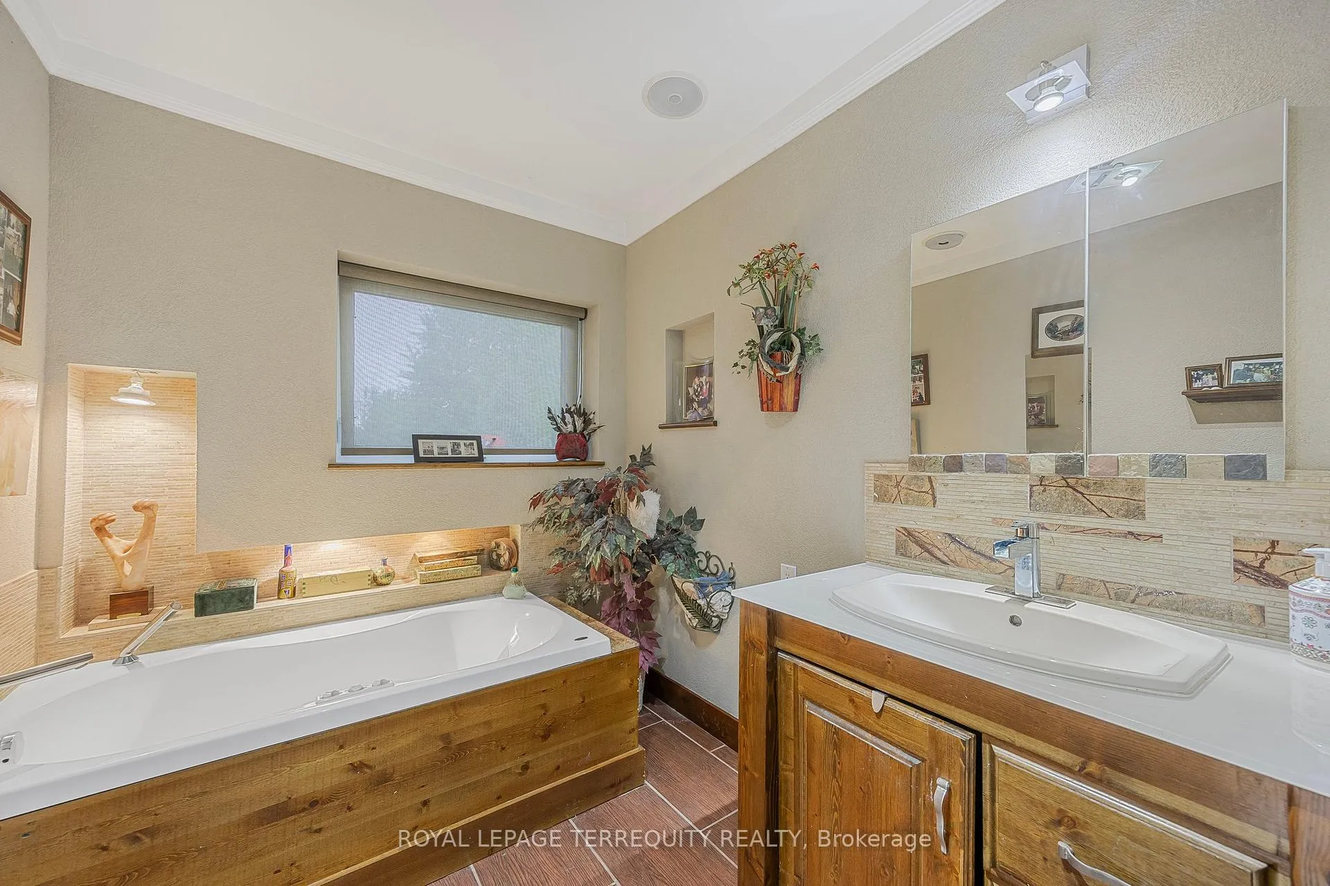 Photo 28 of 2211 Mildred Avenue, Innisfil, Alcona — HOMEH