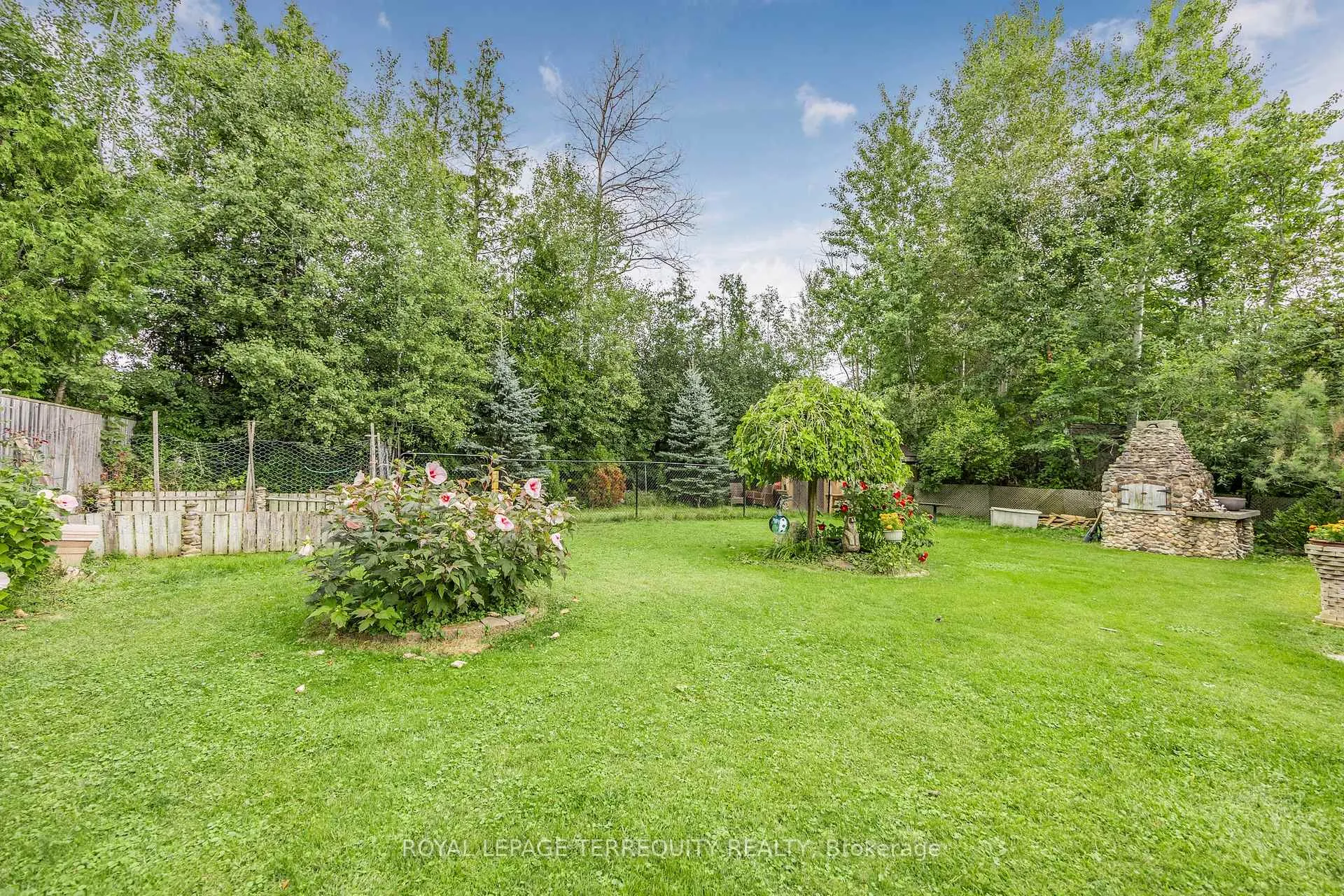 Photo 38 of 2211 Mildred Avenue, Innisfil, Alcona — HOMEH