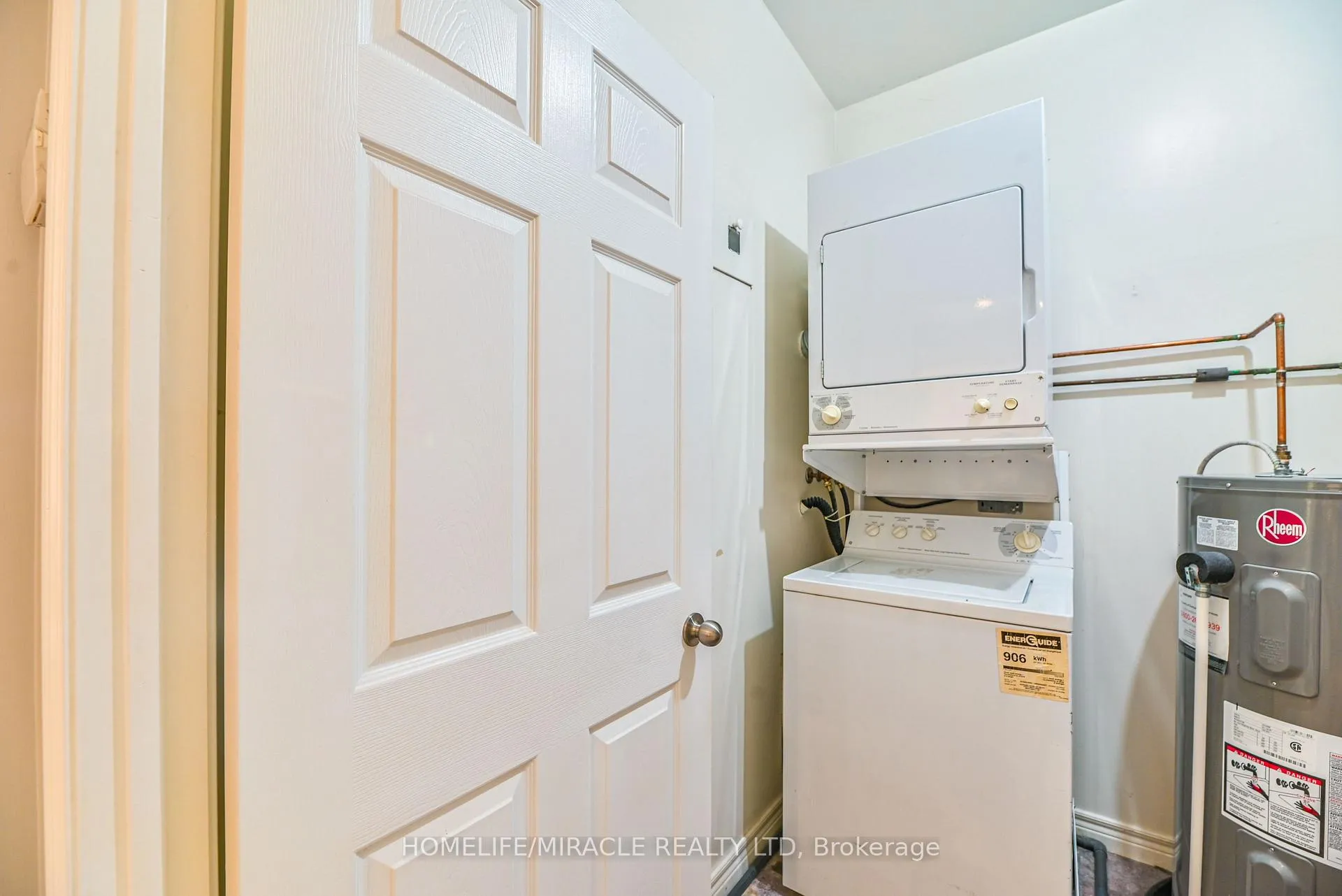 Photo 17 of Unit 305, 1 Leaside Park Drive, Toronto, Thorncliffe Park — HOMEH