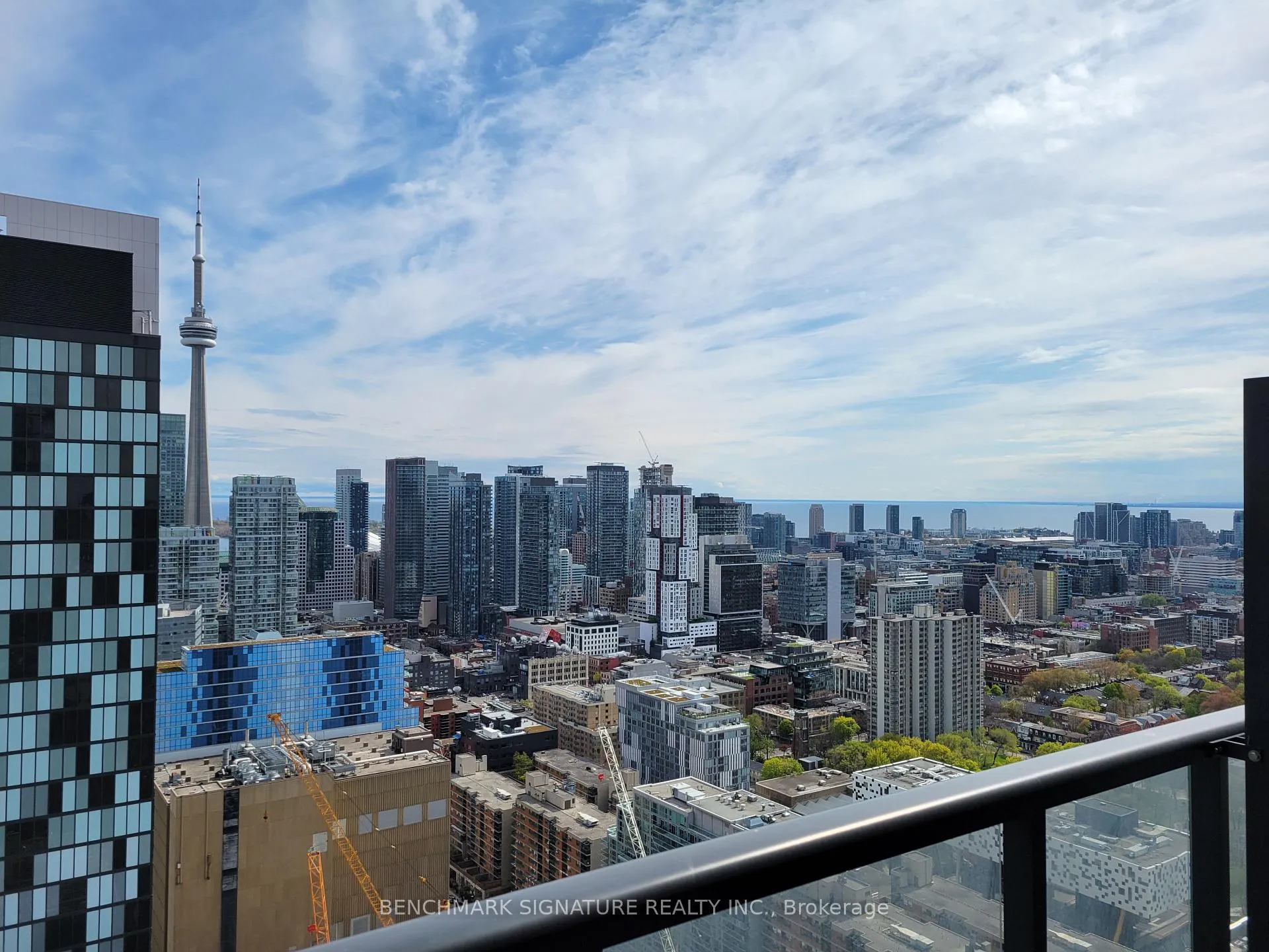 Front of Unit 3009, 488 University Avenue