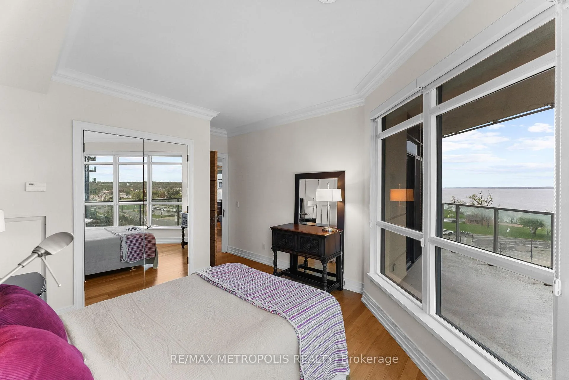 Photo 17 of Unit 606, 33 Ellen Street, Barrie, City Centre — HOMEH