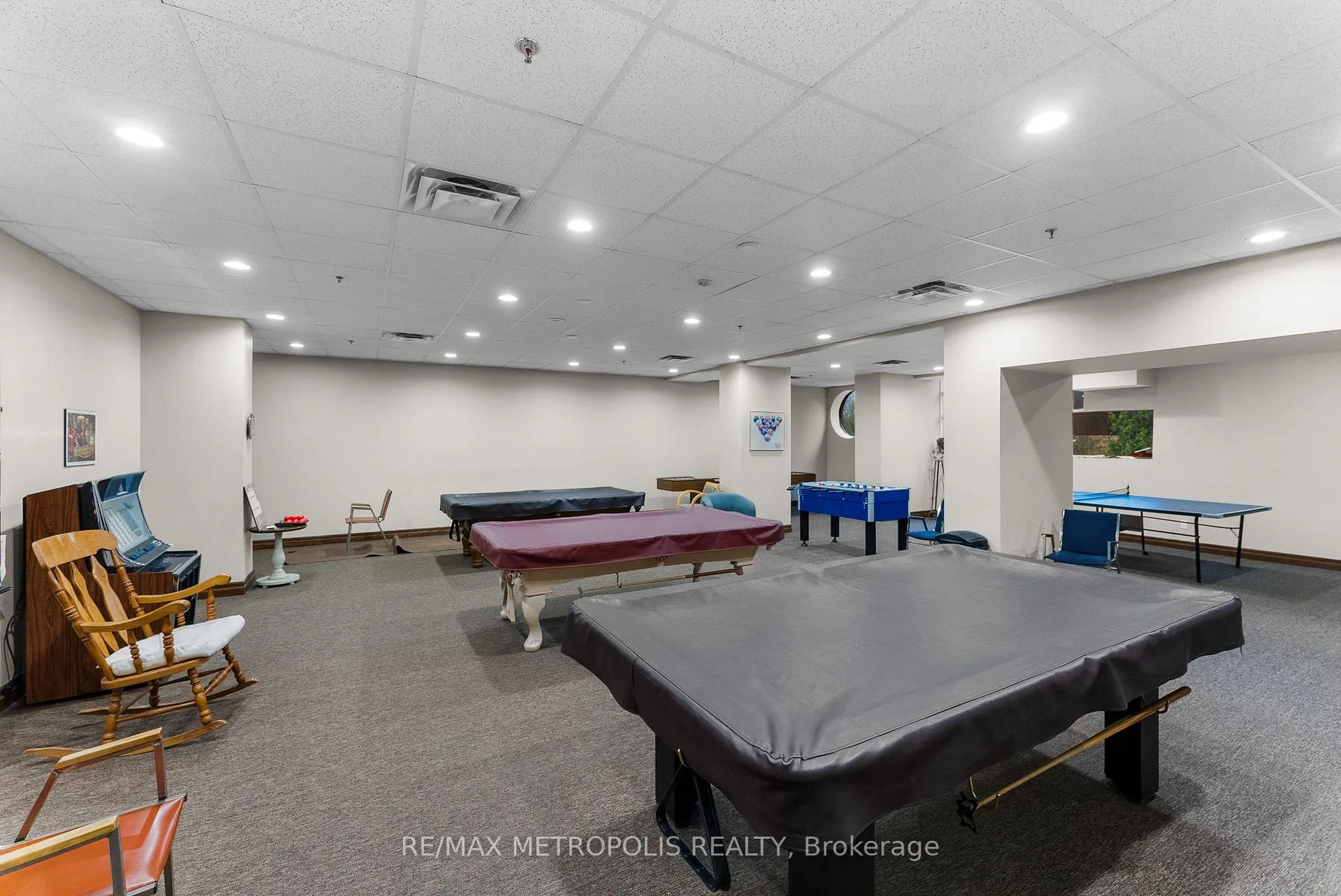 Photo 44 of Unit 606, 33 Ellen Street, Barrie, City Centre — HOMEH
