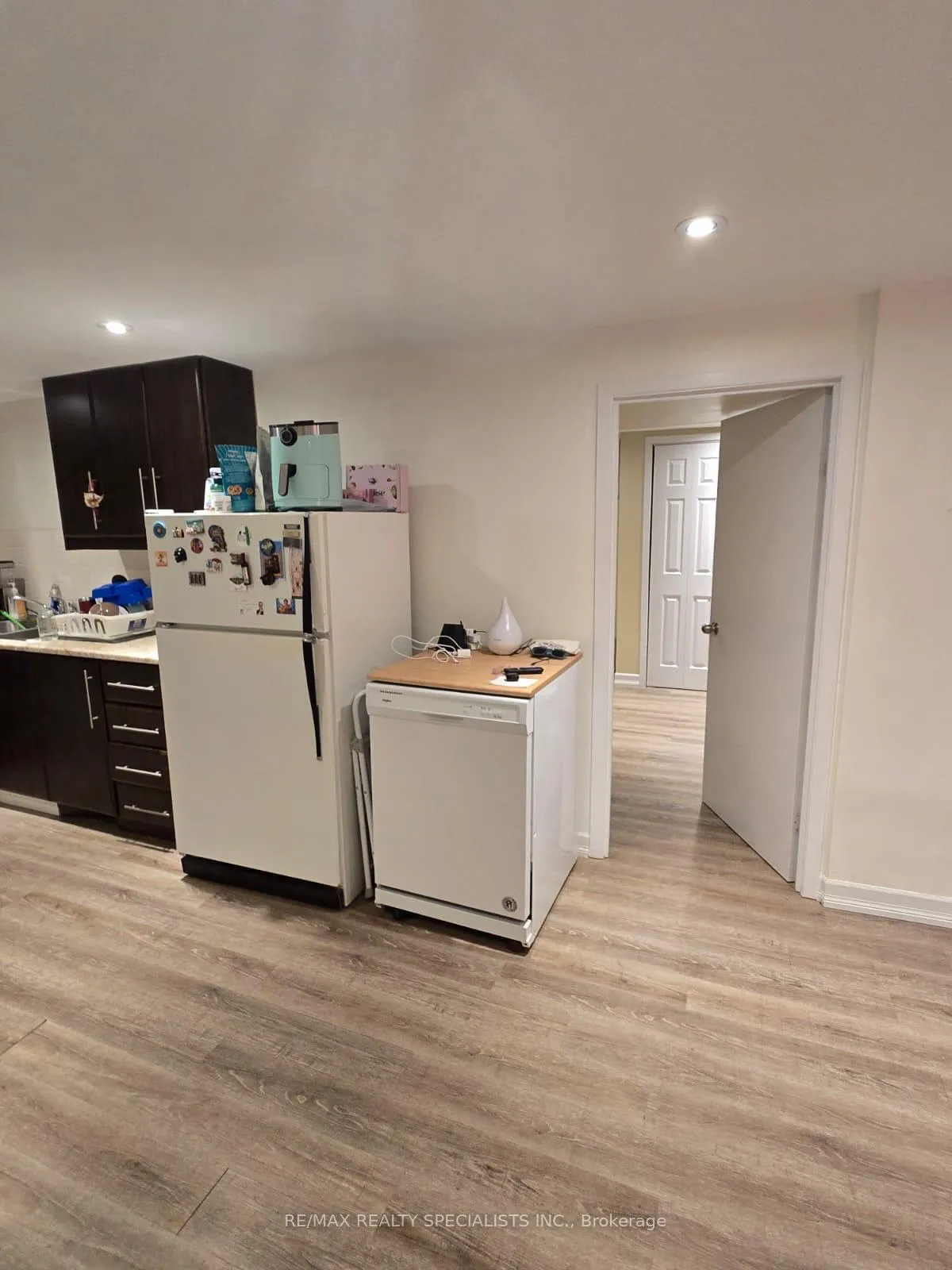 Photo 8 of Unit Bsmt, 477 Scott Street, St. Catharines, Bunting/Linwell — HOMEH