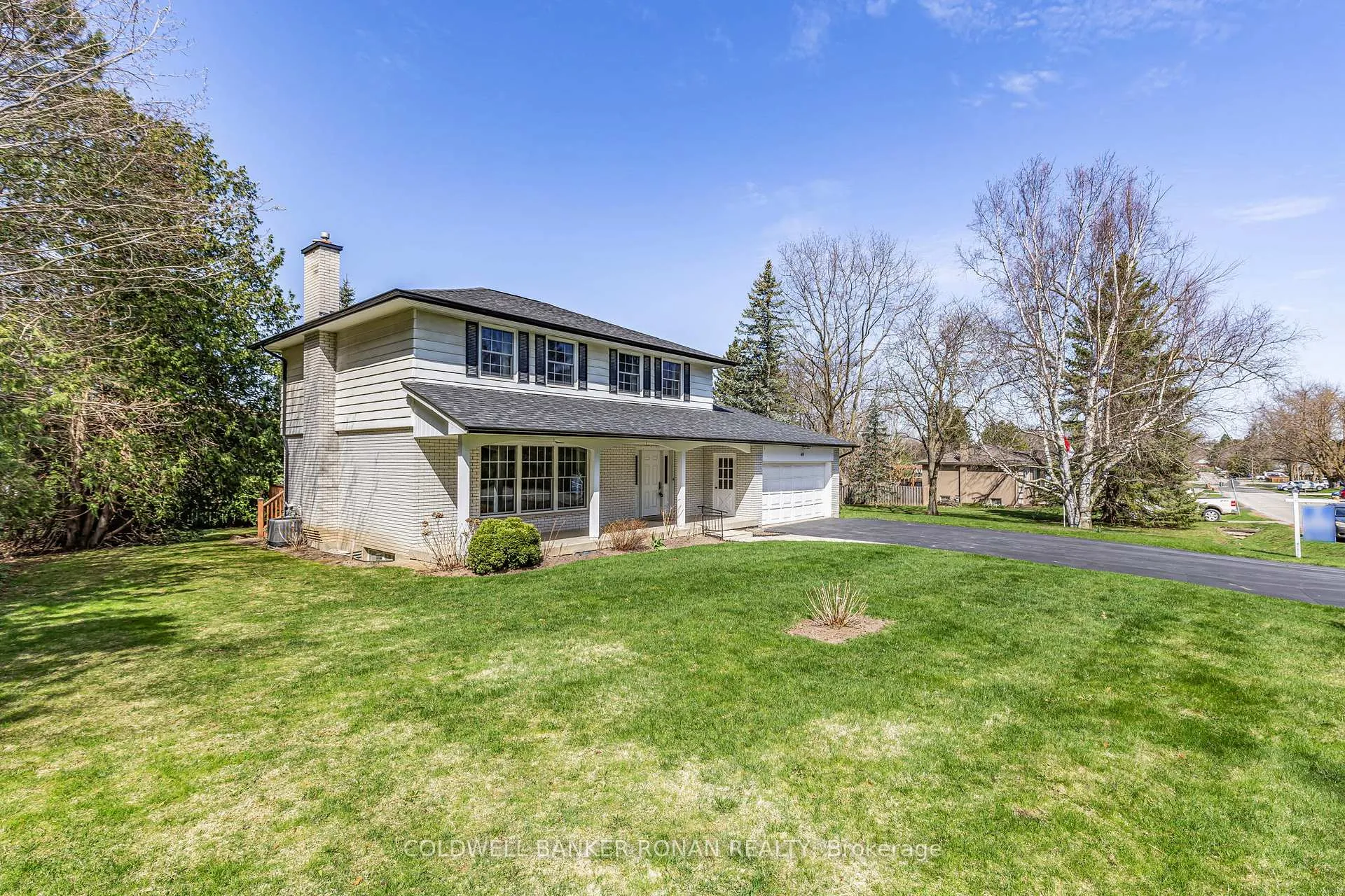 Photo 3 of 40 William Street, New Tecumseth, Alliston — HOMEH