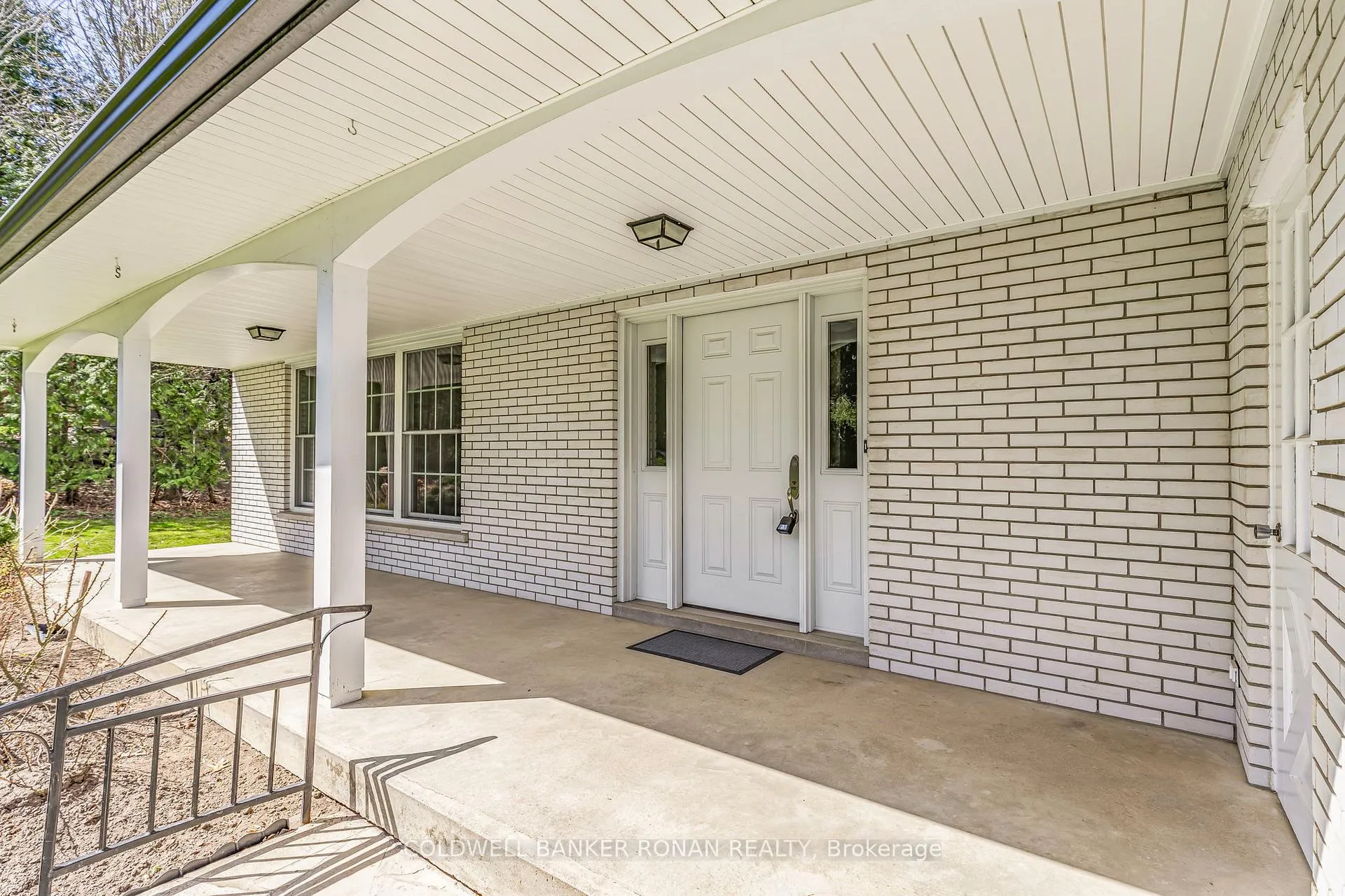 Photo 5 of 40 William Street, New Tecumseth, Alliston — HOMEH