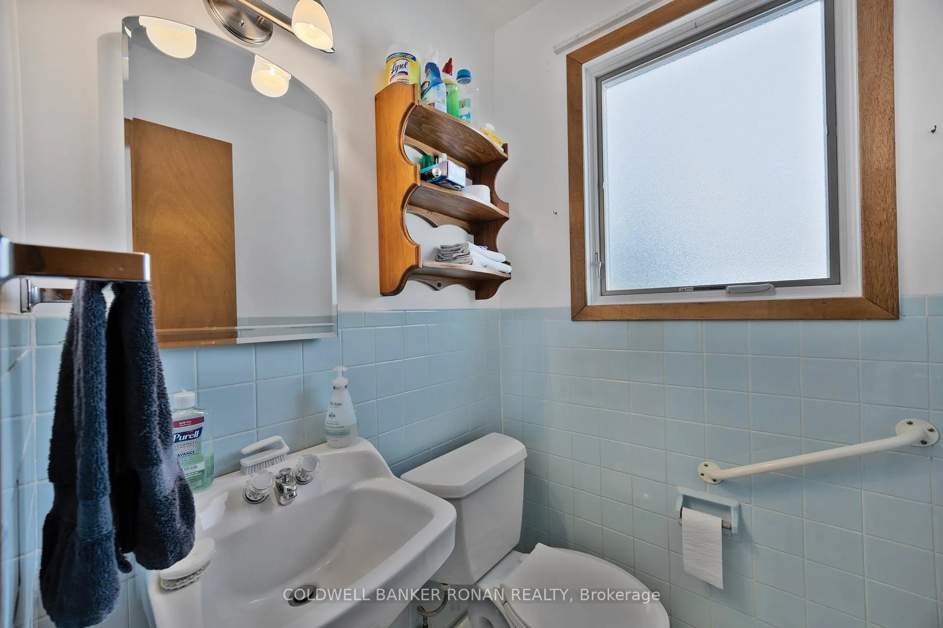 Photo 13 of 40 William Street, New Tecumseth, Alliston — HOMEH